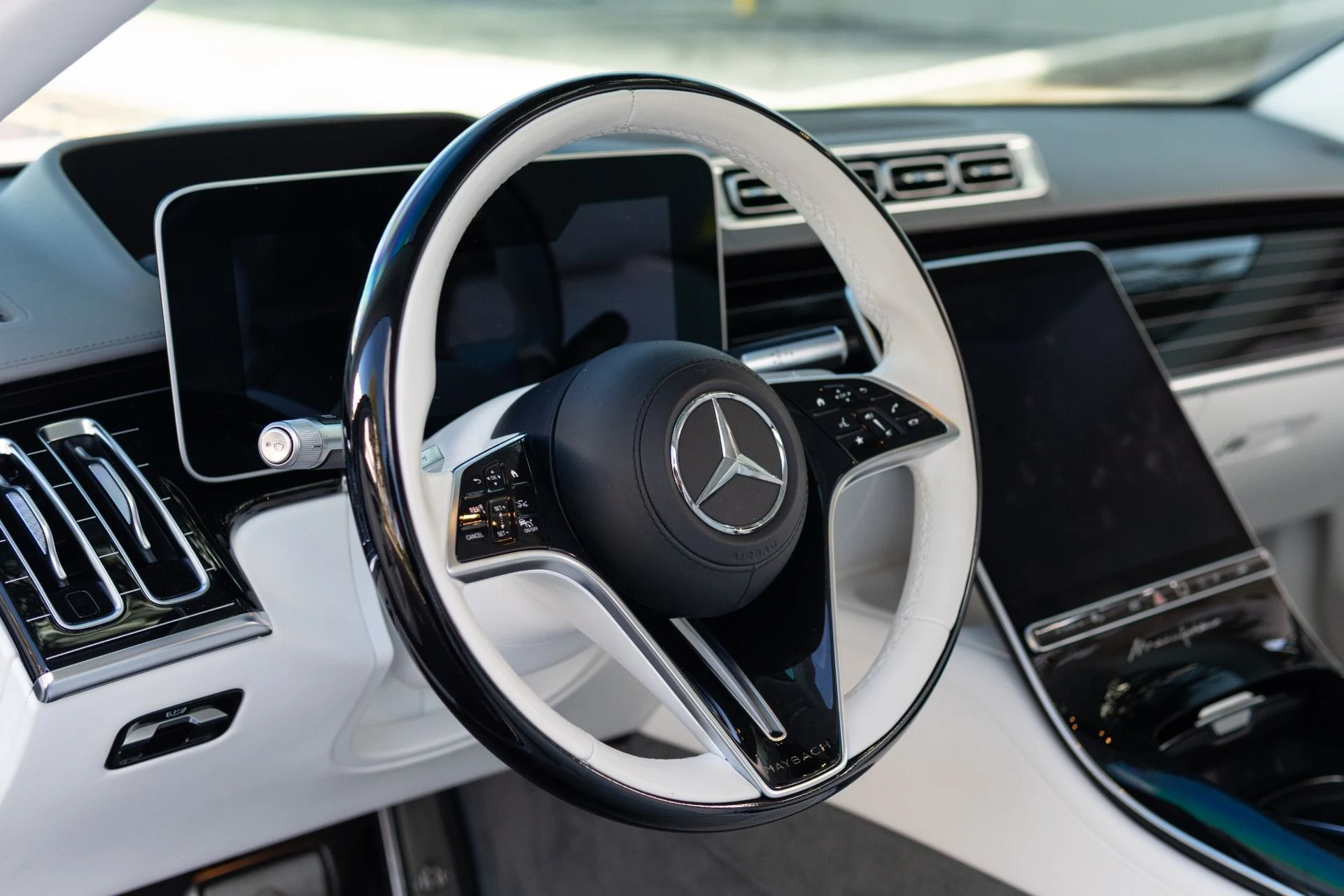 mph029_590693974_Used_2022_Mercedes_Benz_S_Class_Mercedes_Maybach_S_580_4_MATIC_1769453531_b6aa859a62