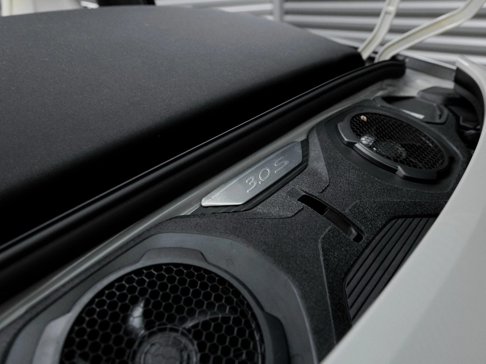 mph029_596713761_30_06338d70e4