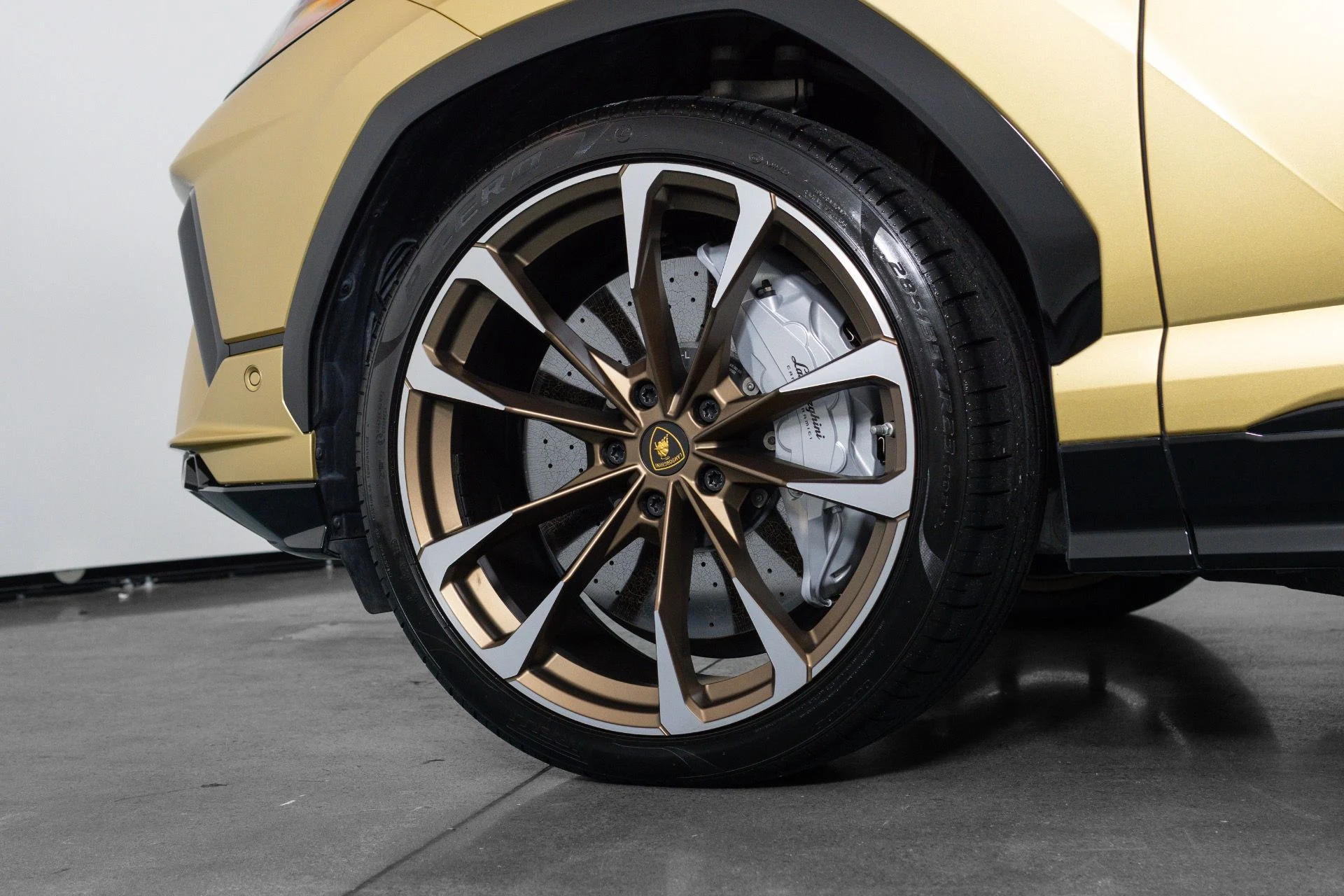mph029_598726051_Used_2023_Lamborghini_Urus_S_1781741186_b8c8a981db