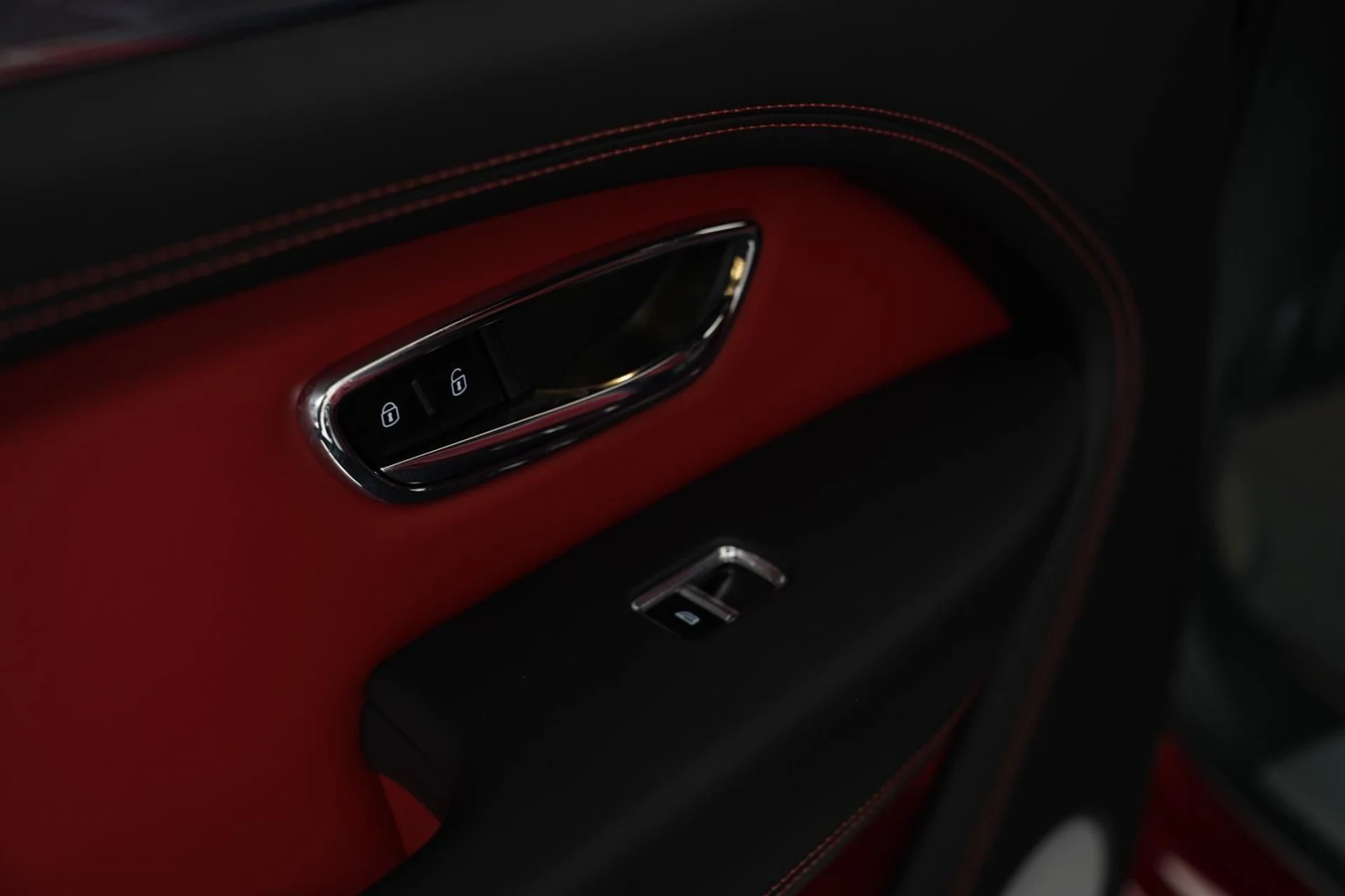 mph029_607301657_06a76aade93528736f4b384f8fd053cb_7b6dc24018