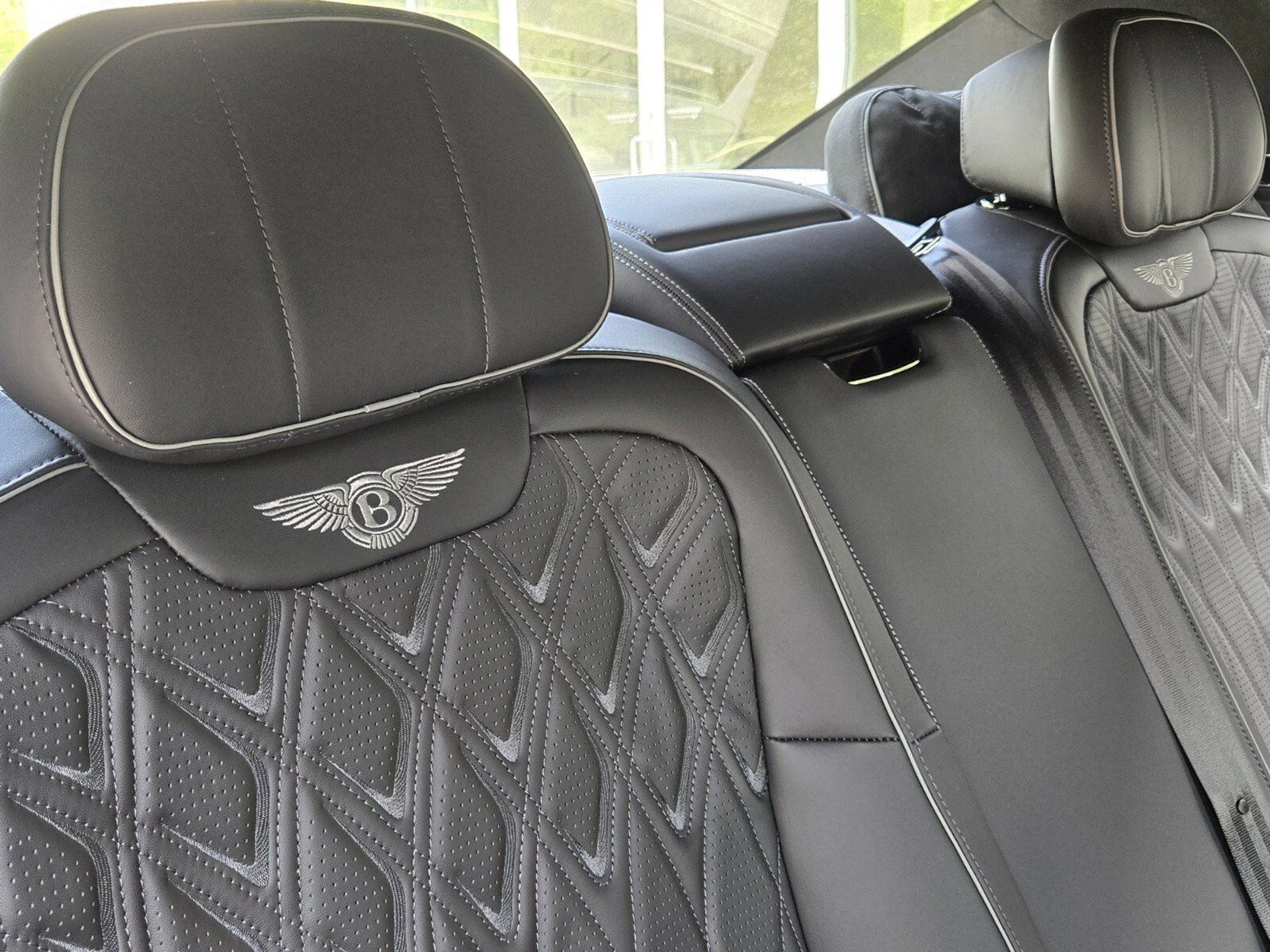 mph029_607536348_eccad83a212fb0627ece3fc38588b4d2x_6b17c4c9fe