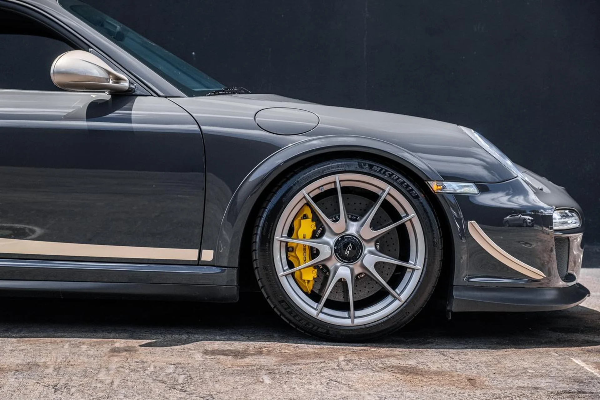 mph029_614475567_9c68f8554e06d3c8713e0deda098d810_47d681015a