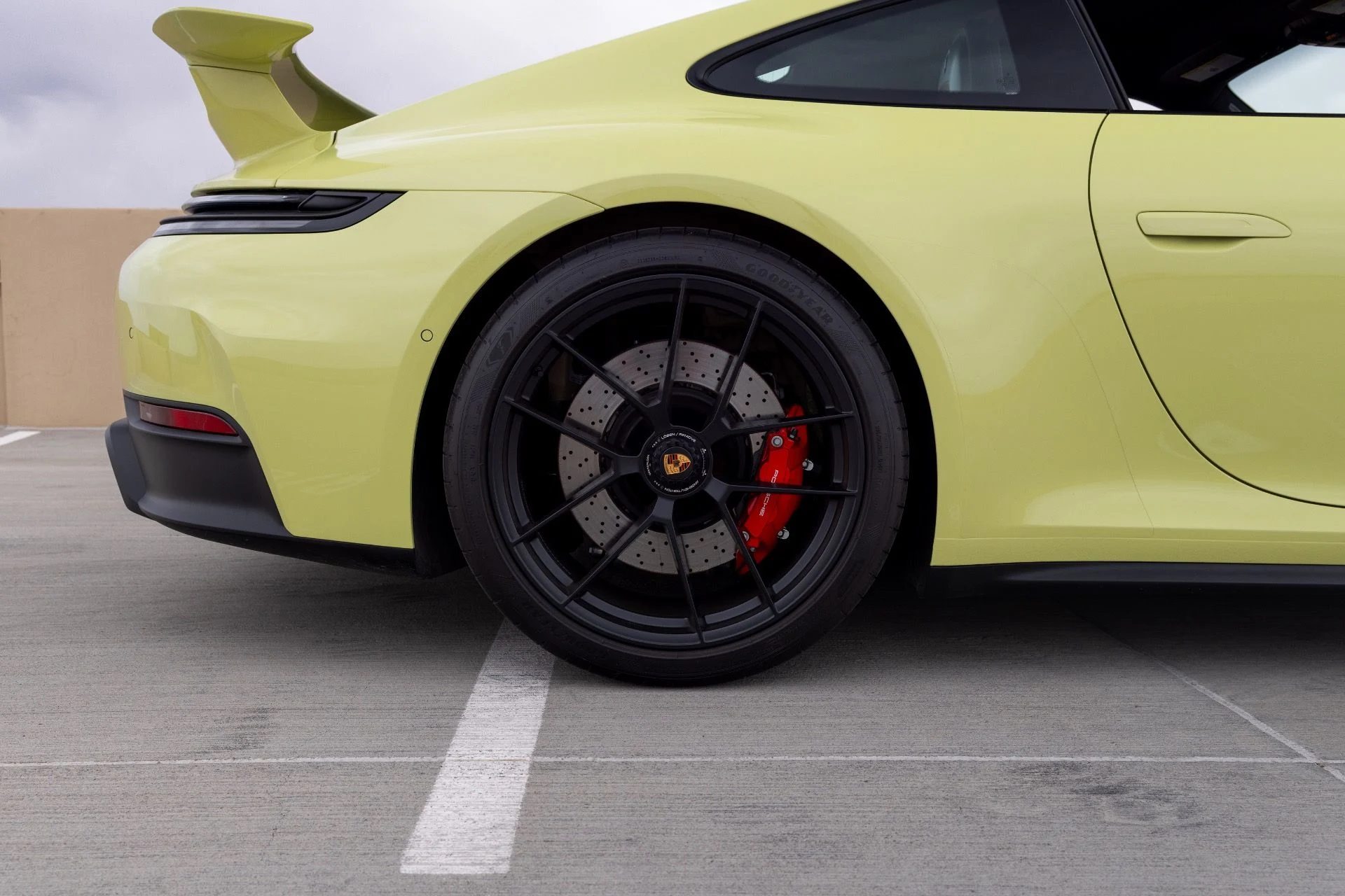 mph029_61980904_Used_2026_Porsche_911_Carrera_GTS_1775588460_b9edd8b720
