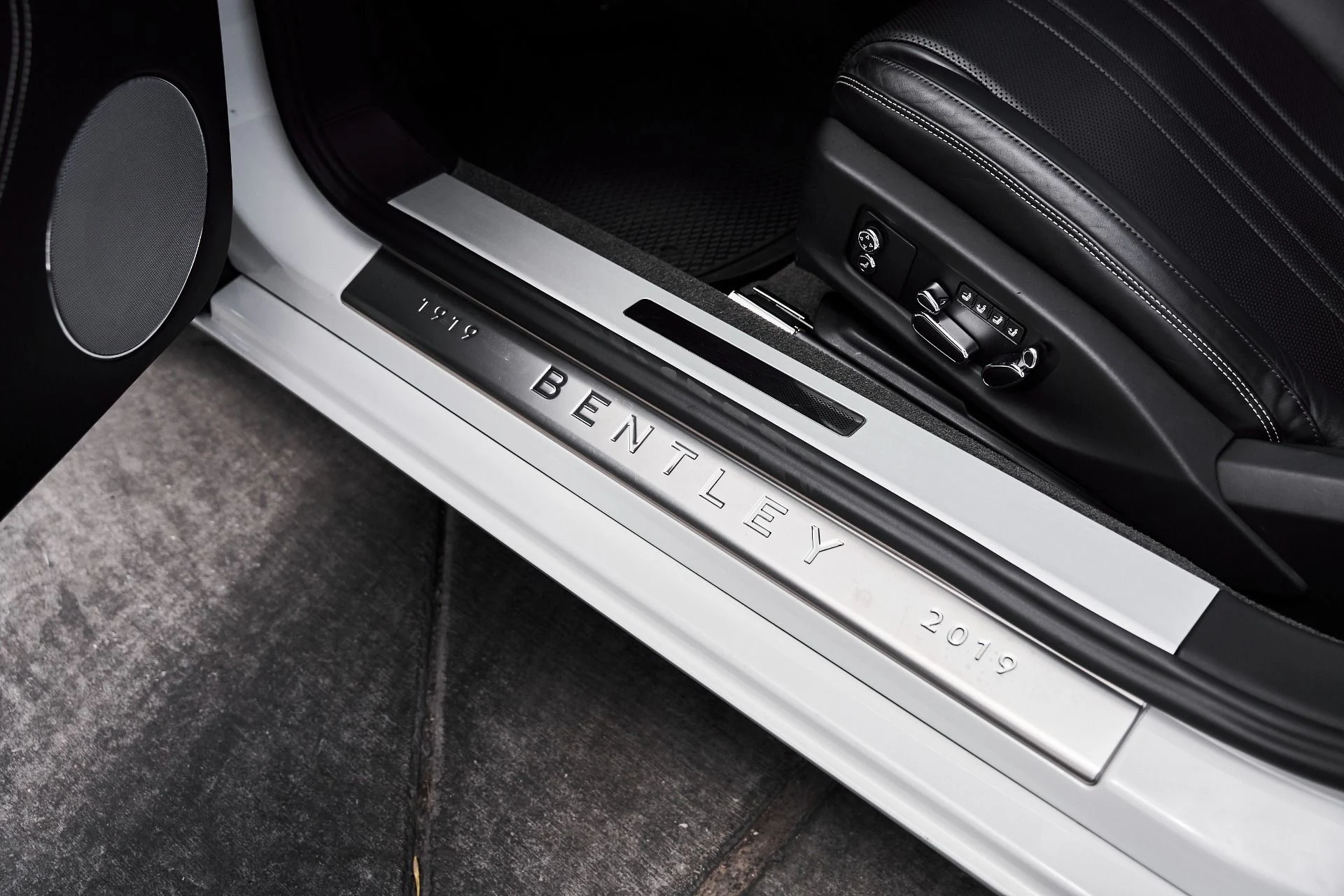 mph029_623325323_Used_2020_Bentley_Continental_GT_V8_1777078756_edb35a30ad