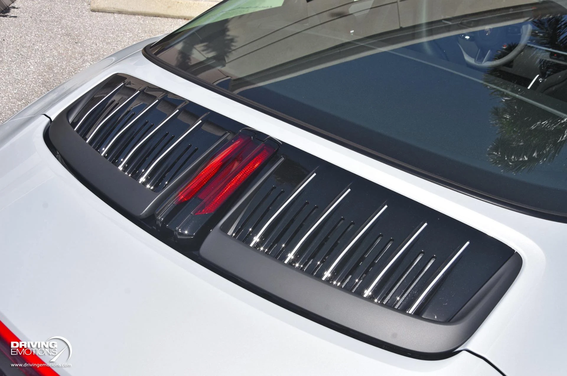 mph029_634953831_898_p30_l_b205d898ba