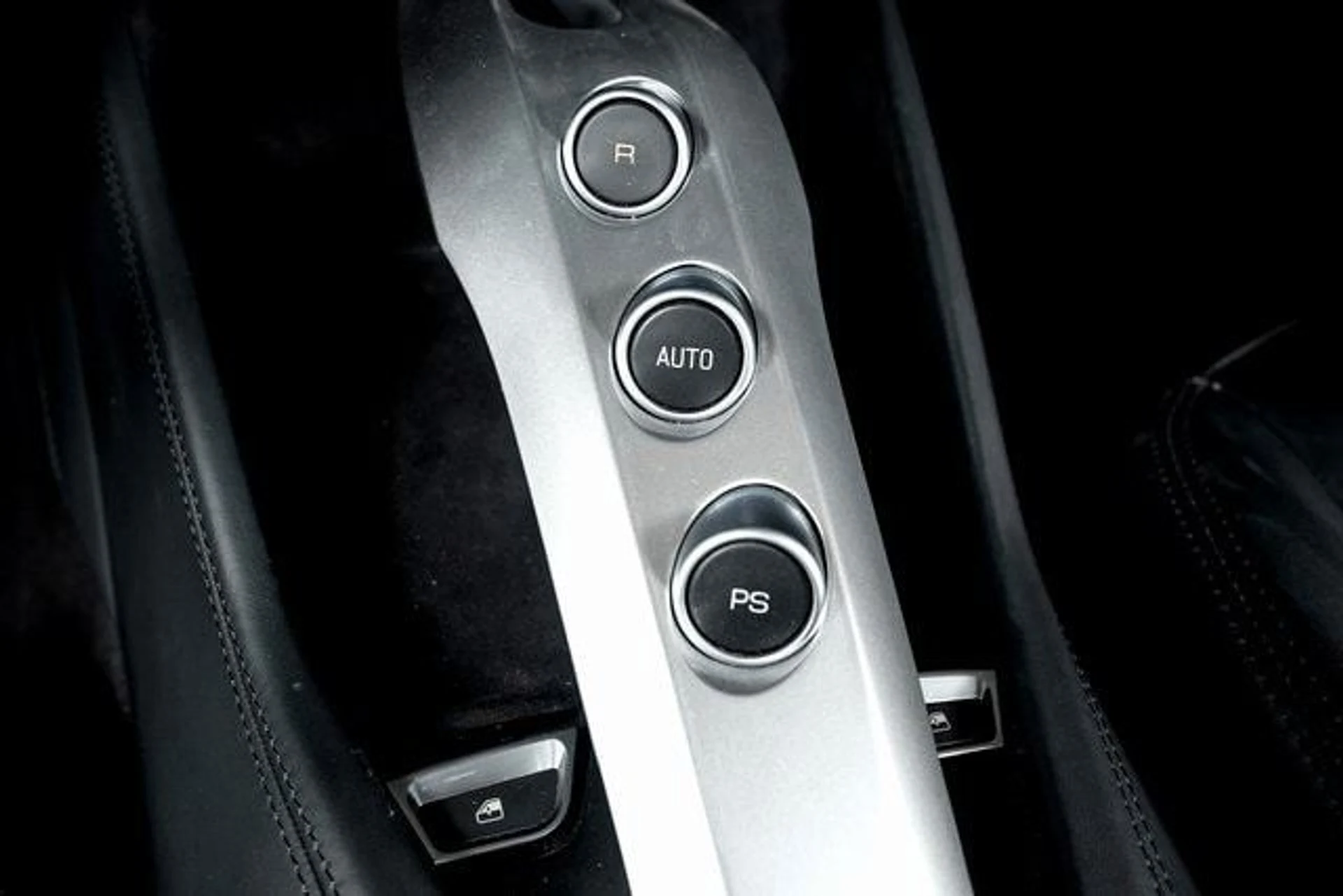 mph029_643458196_c984d6dc0ef9c4917179706d7367ff06x_70dc164fe8