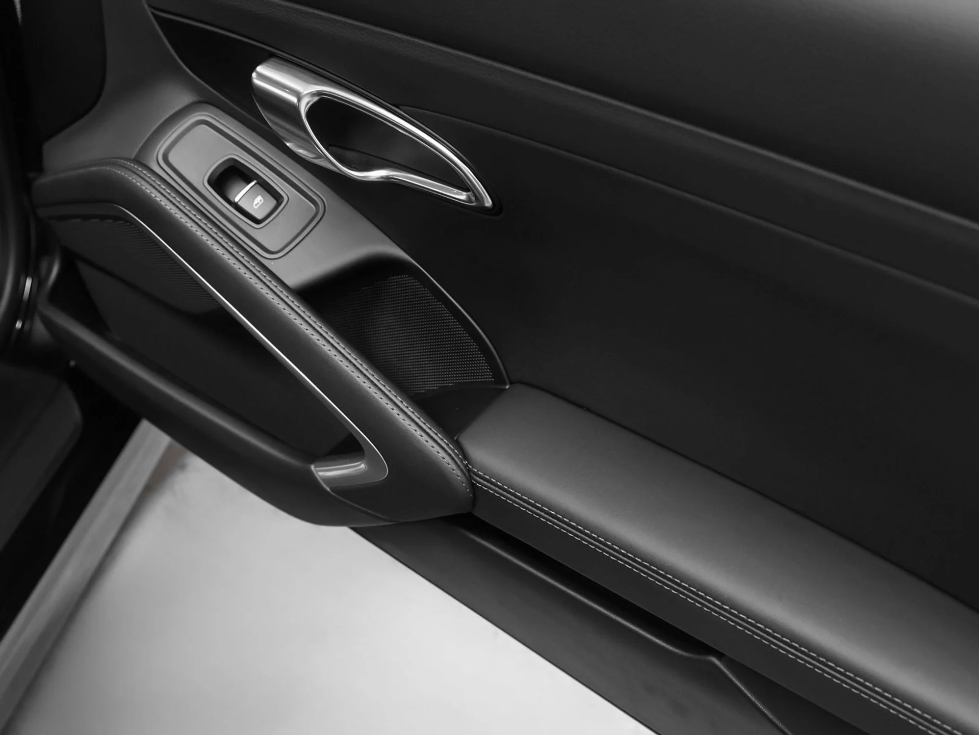 mph029_645795694_30_03a6771484