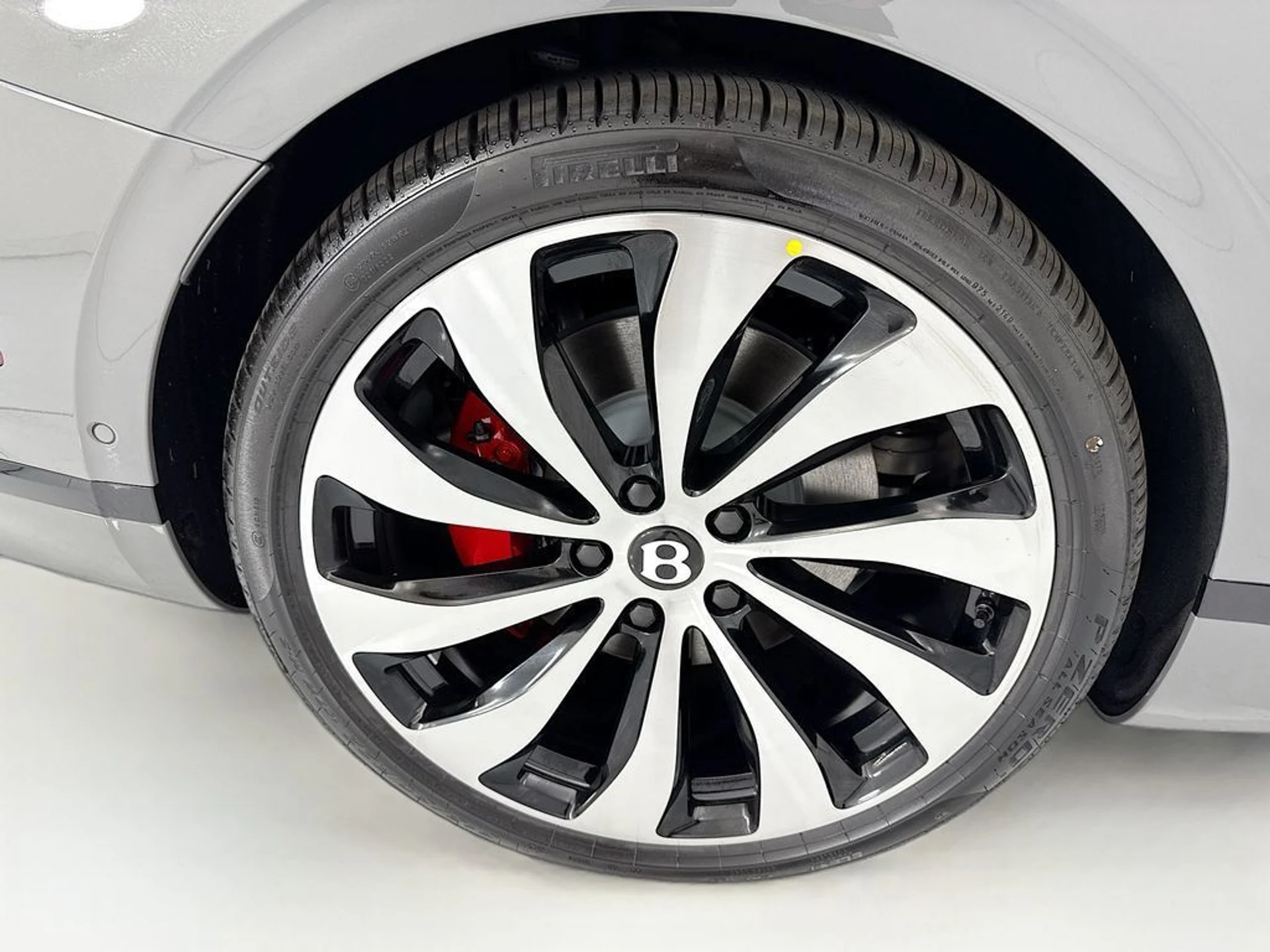 mph029_658457800_new_2026_bentley_continental_gt_azure_8119_22981513_30_1024_2ba4a77ebf