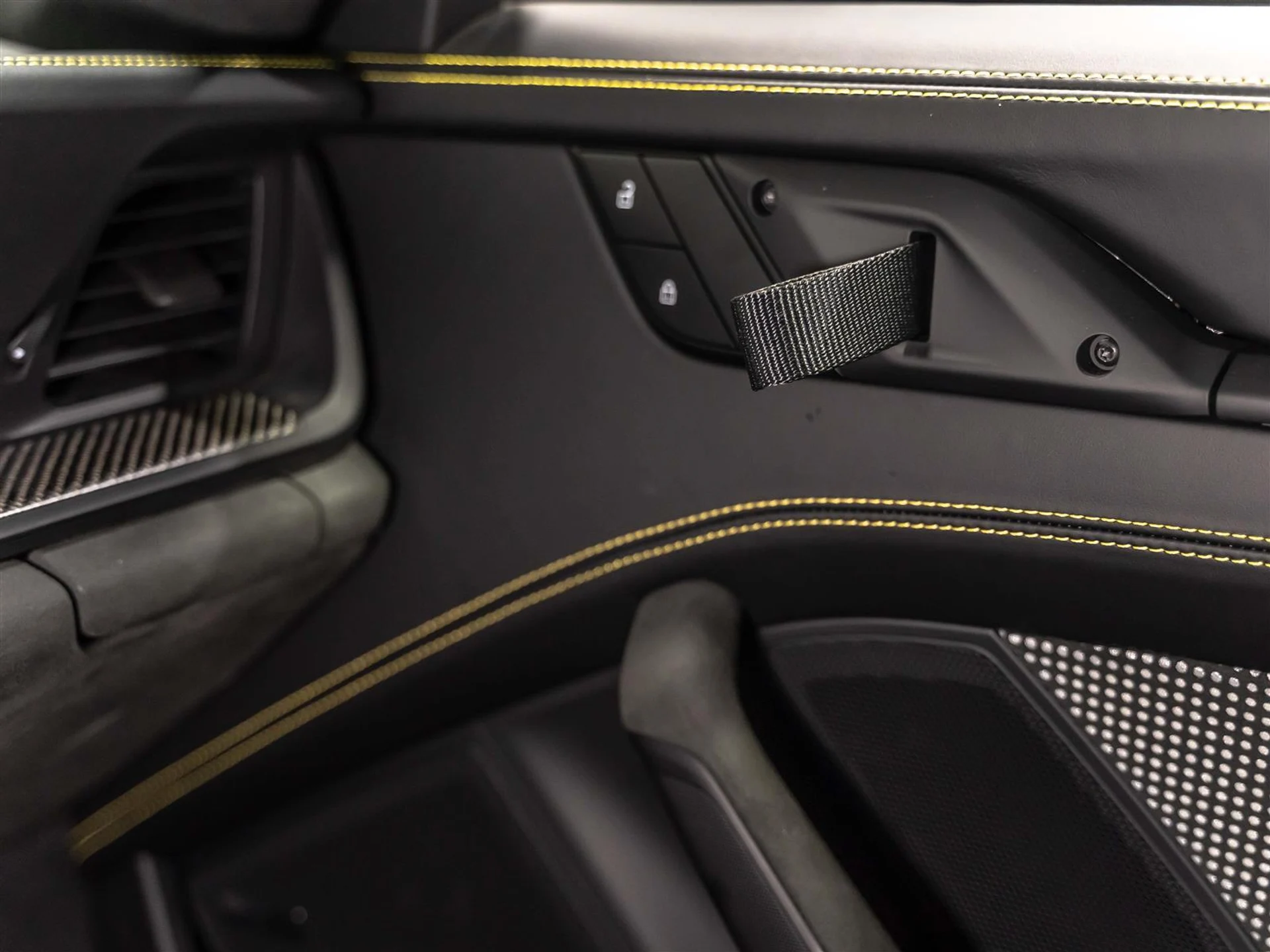 mph029_663156648_9fbdfc1b_177a_482c_b98e_a521ad7f40b1_011ad5d8cd