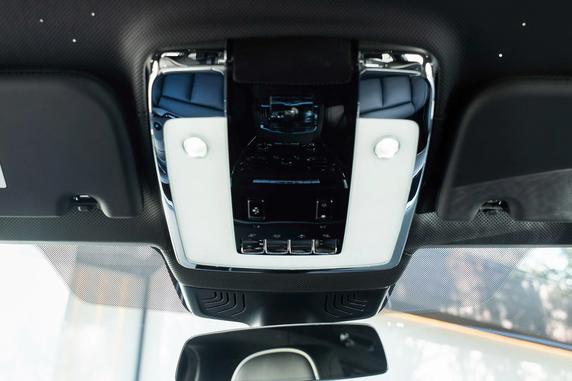 mph029_667106011_476162067_695cc4d58f3ee920bf51884e_c577204269