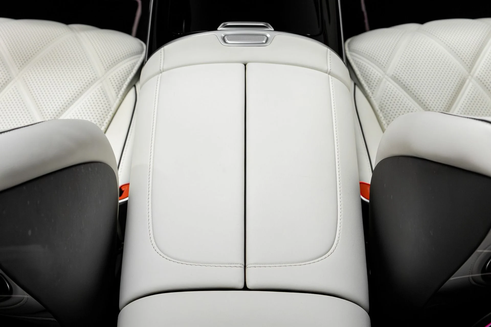 mph029_677680232_Used_2024_Mercedes_Benz_S_Class_Maybach_S_680_4_MATIC_1766187081_298548b4a3