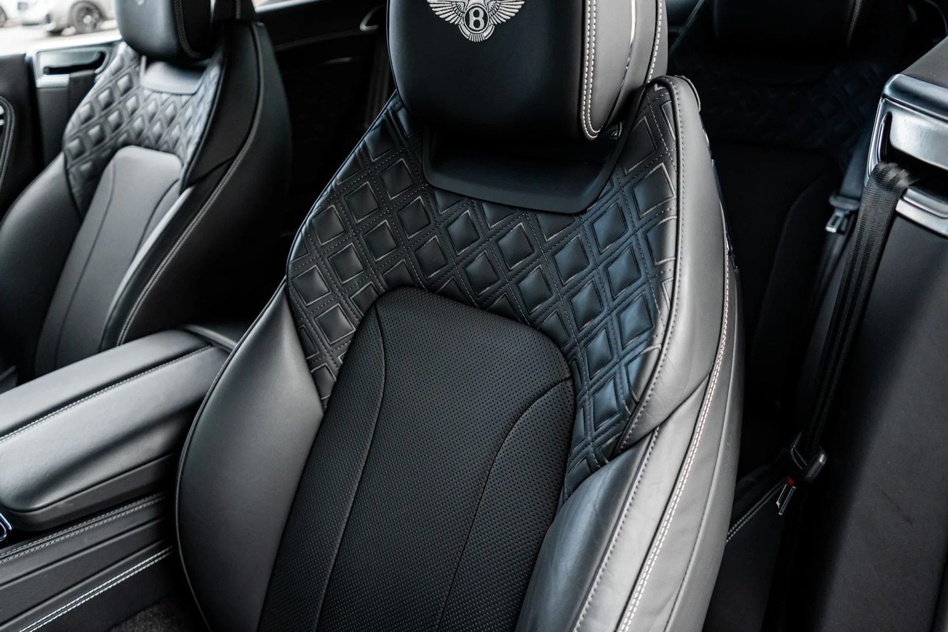 mph029_677693203_1b25f4ce_33cb_4e52_a015_e4a7d65da7b4_bc18d15414