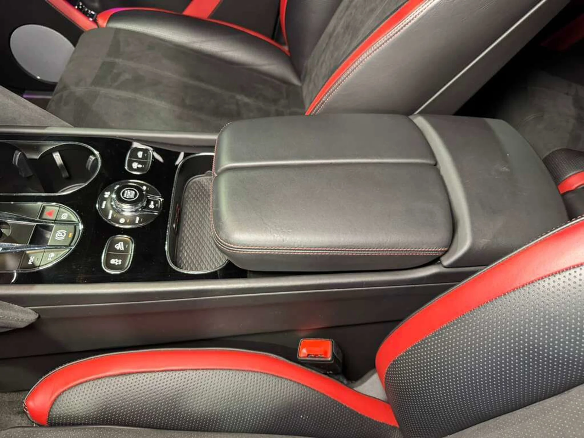 mph029_683130071_1e1f37e7bd620ceac254c627e9880651_414a660b5b