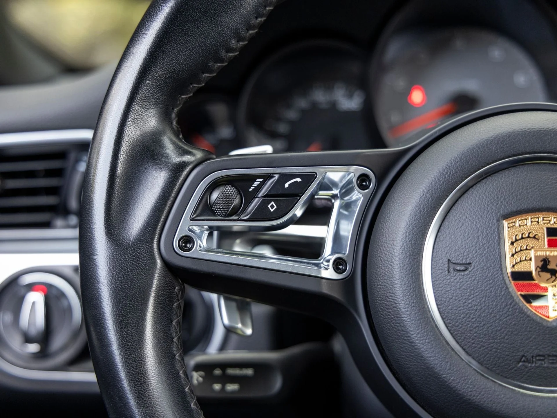 mph029_685253153_30_ee9b010c50