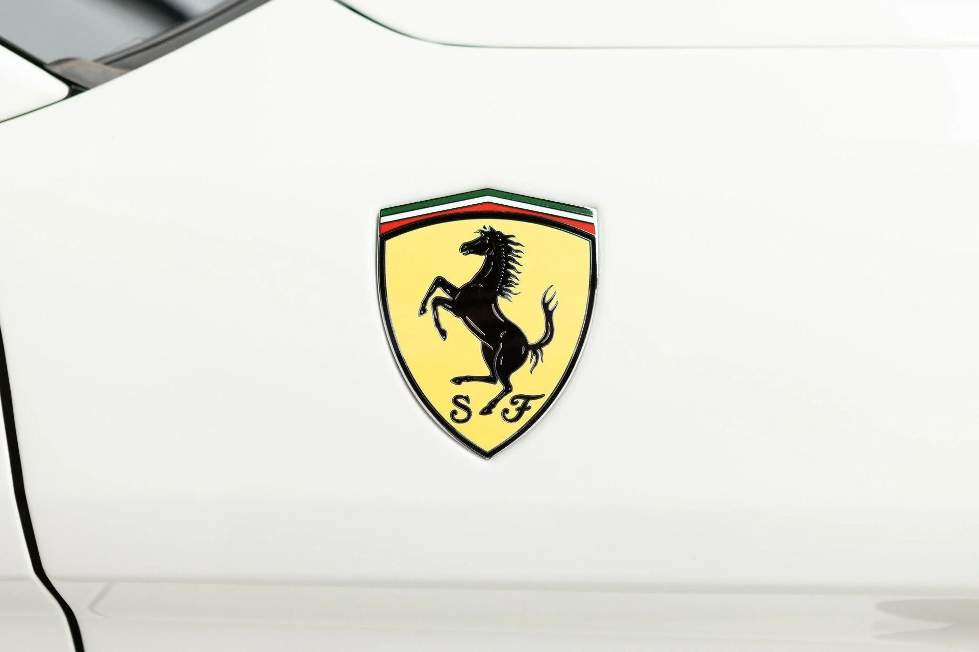 mph029_690499506_Used_2016_Ferrari_California_T_1777368213_10eee2e39c