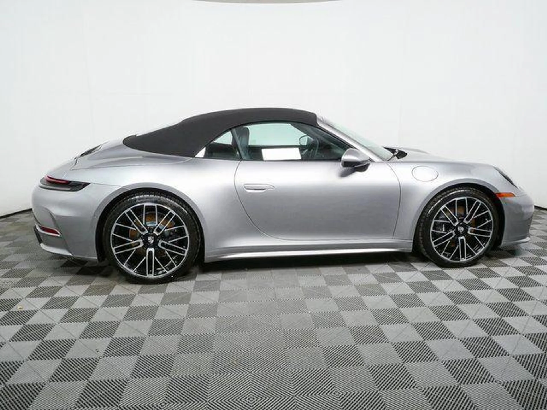 mph029_695631078_D9_Ln1_UVA_U6afx_KJ_1g_Yp_OIU_Ep_Ls_ffee7aa6a0