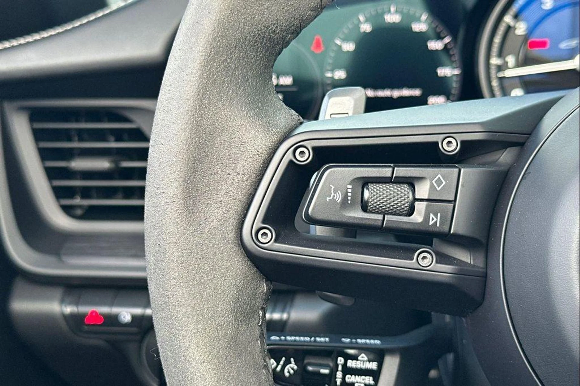 mph029_697560887_m_Waqbz3h_Bw_Y_Cxr_N92_I_Lv257_kmo_0dea660fab