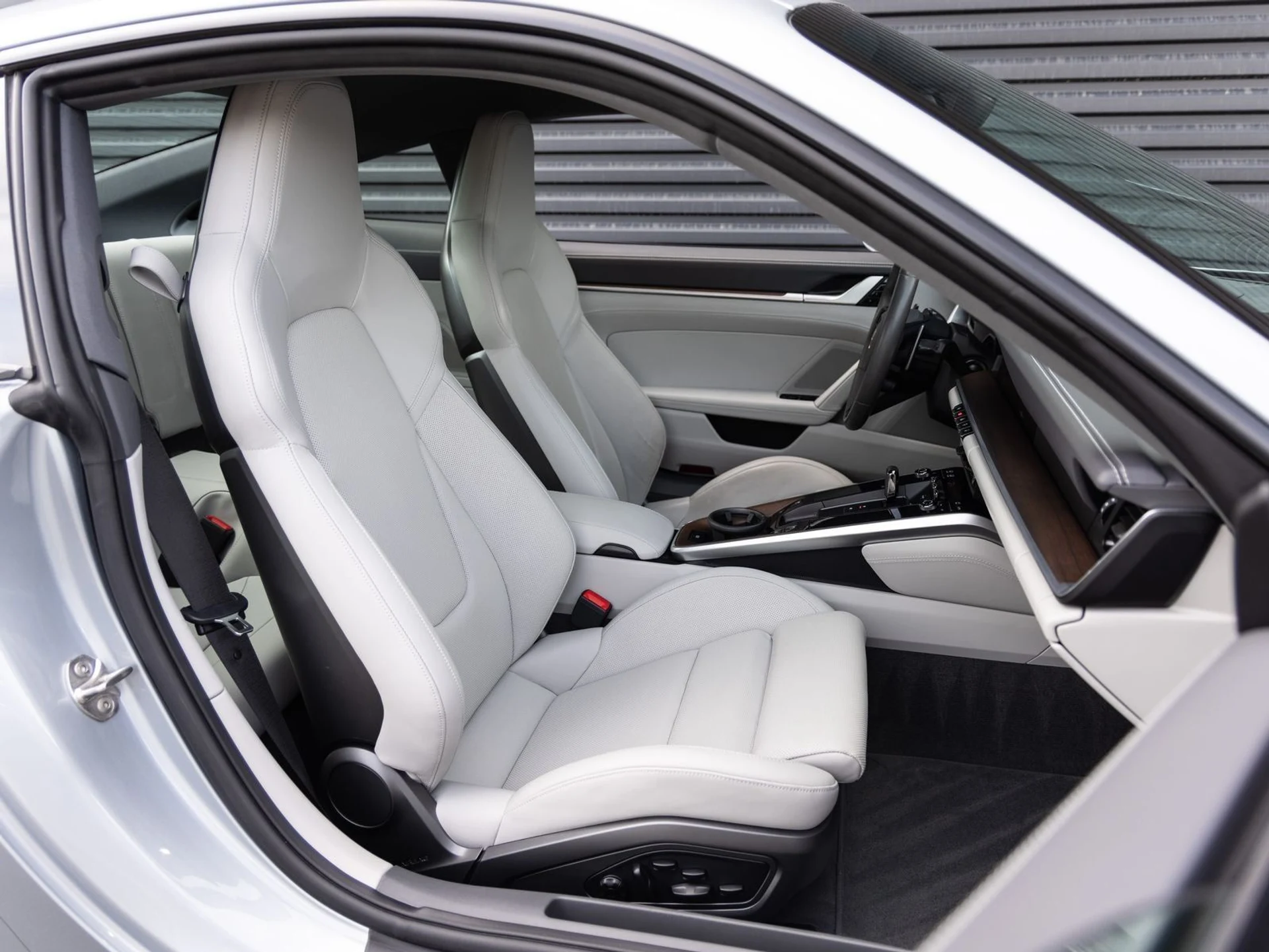 mph029_705759195_30_f6942733ac