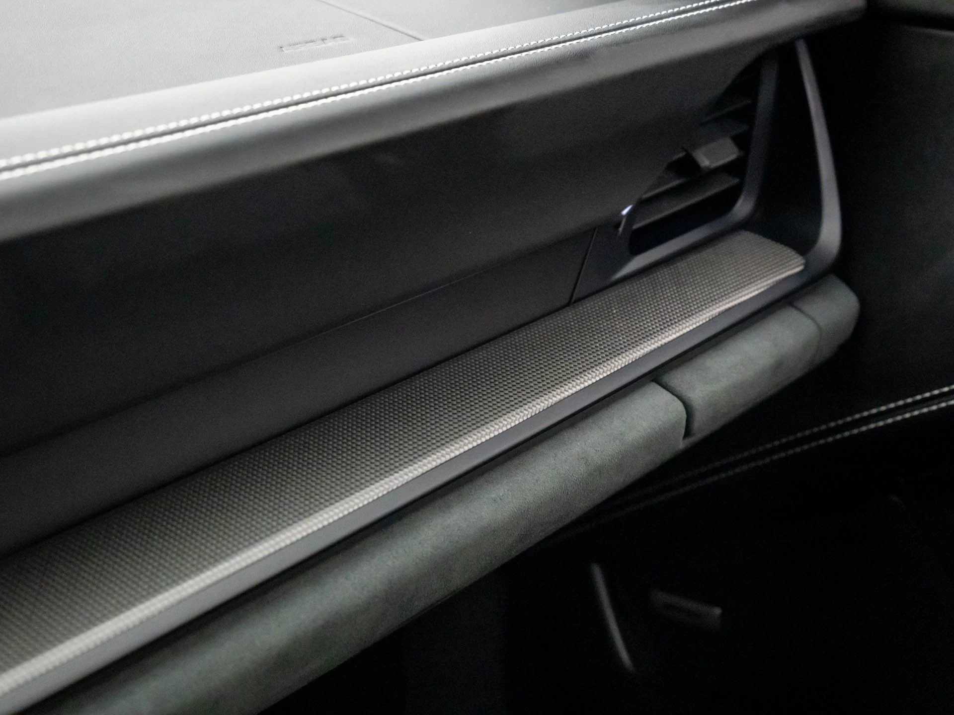 mph029_70700191_75ca70c162e9d9f95dcc8efe681f694ax_2d60d8552a