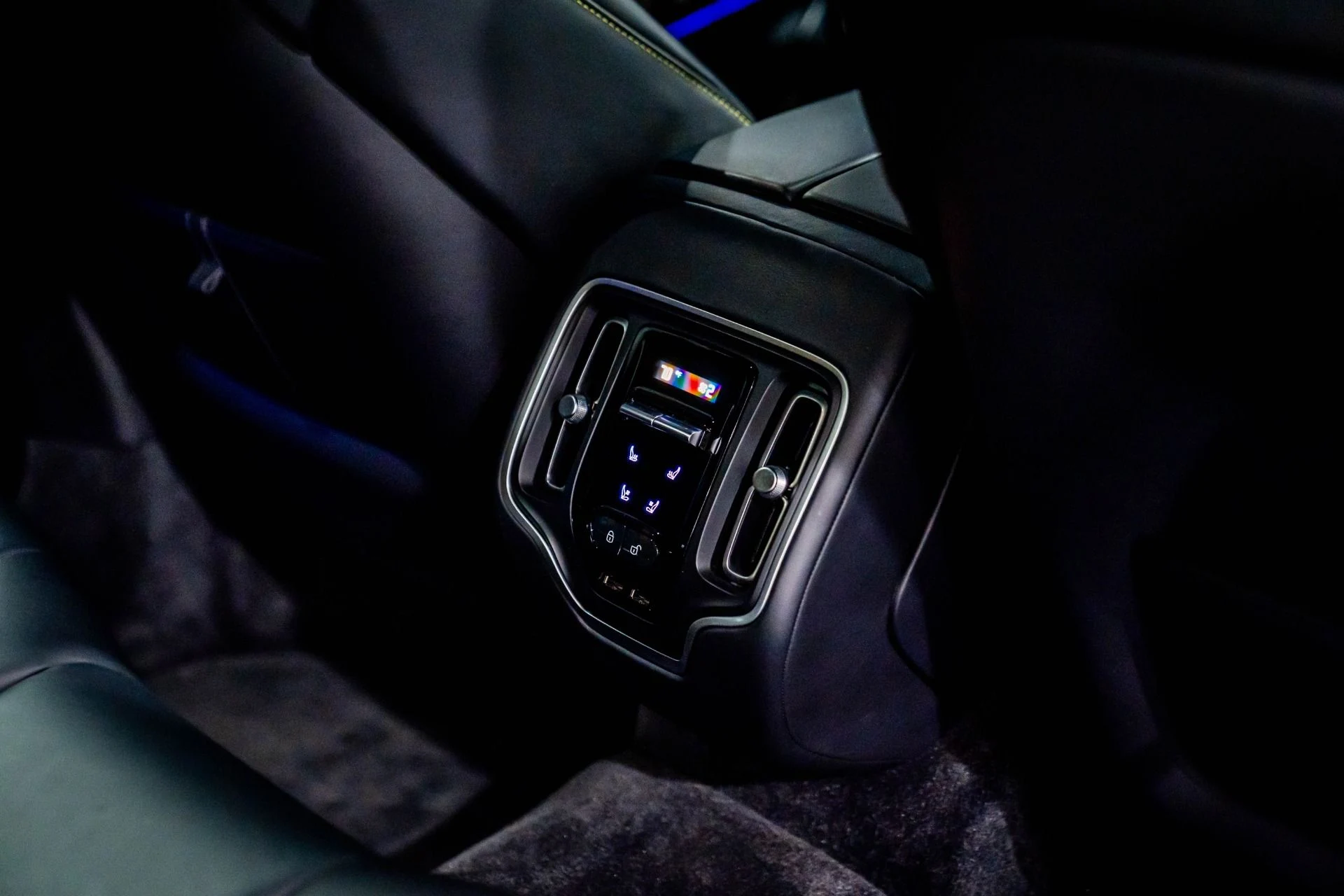 mph029_711002495_Used_2023_Aston_Martin_DBX_707_287586_MSRP_WARRANTY_OCT_2026_1765521326_29e533a86e