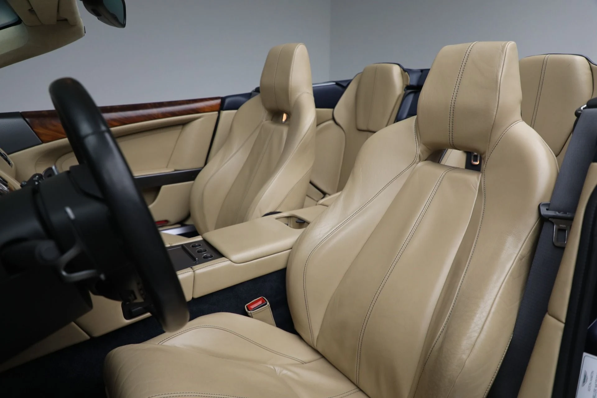 mph029_711835109_Used_2007_Aston_Martin_DB_9_Volante_bef2a9816b