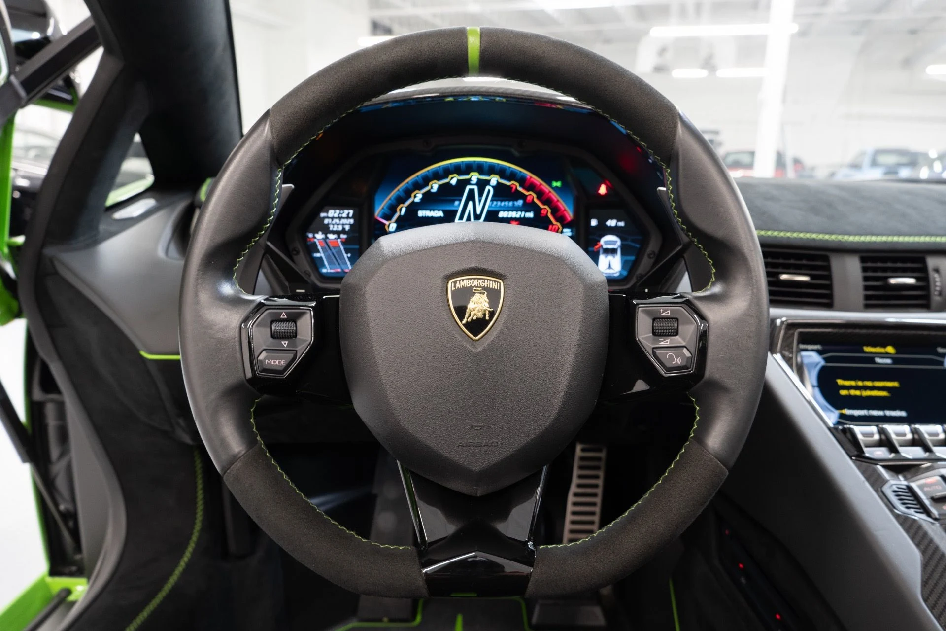 mph029_717355737_Used_2021_Lamborghini_Aventador_LP_770_4_SVJ_1753475148_eadbbc01ee