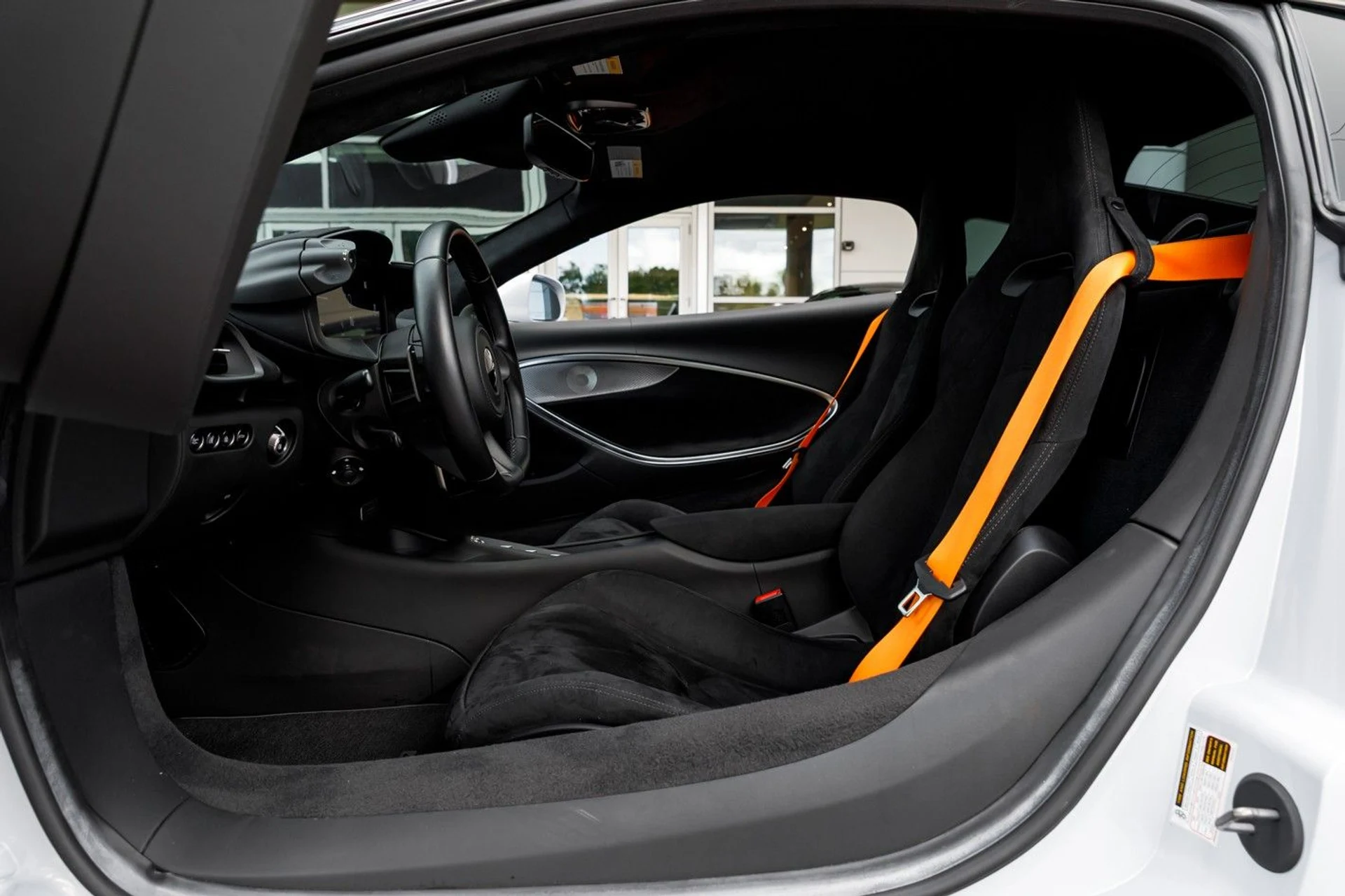 mph029_717671765_614_p30_l_200c56aa9a