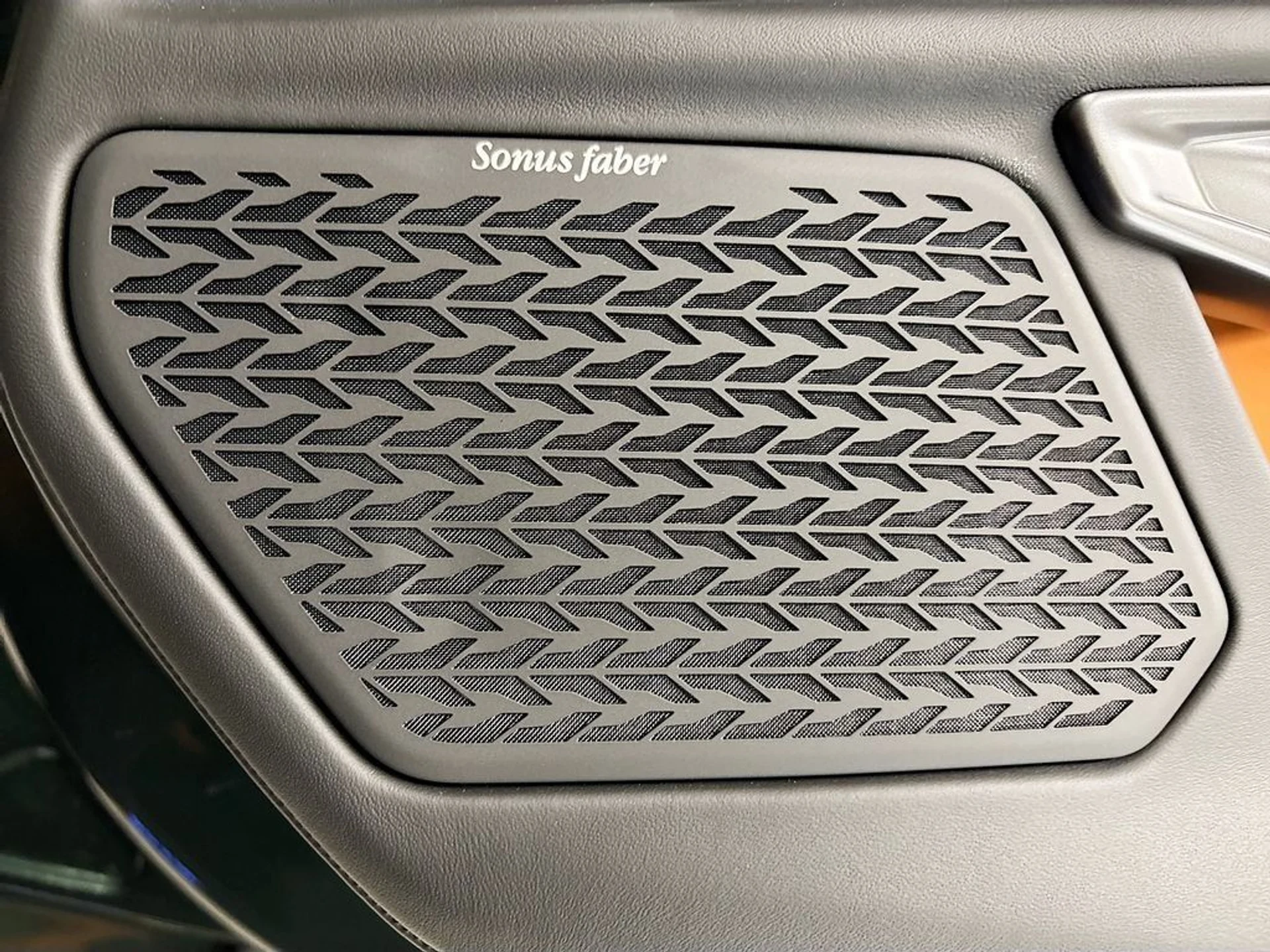 mph029_723066872_7772810add549bfadcef7418d163b67c_8b2e1f3ae3