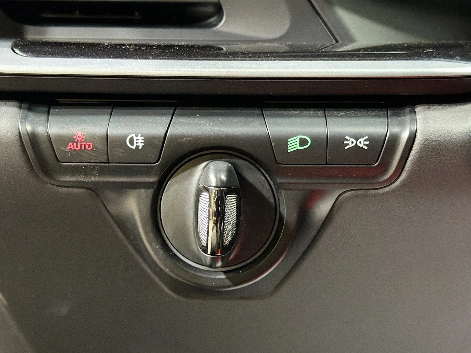 mph029_726027081_73ea4b030a50618ea64f9276c99080ff_ffdaaab0ee