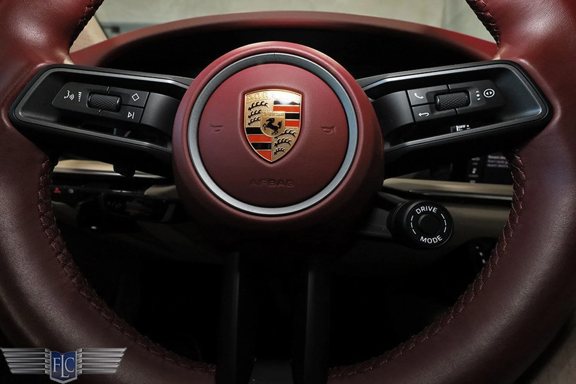 mph029_72621535_used_2021_porsche_911_targa4sheritagedesignedition_9689_22967644_30_1024_f8843e36ab