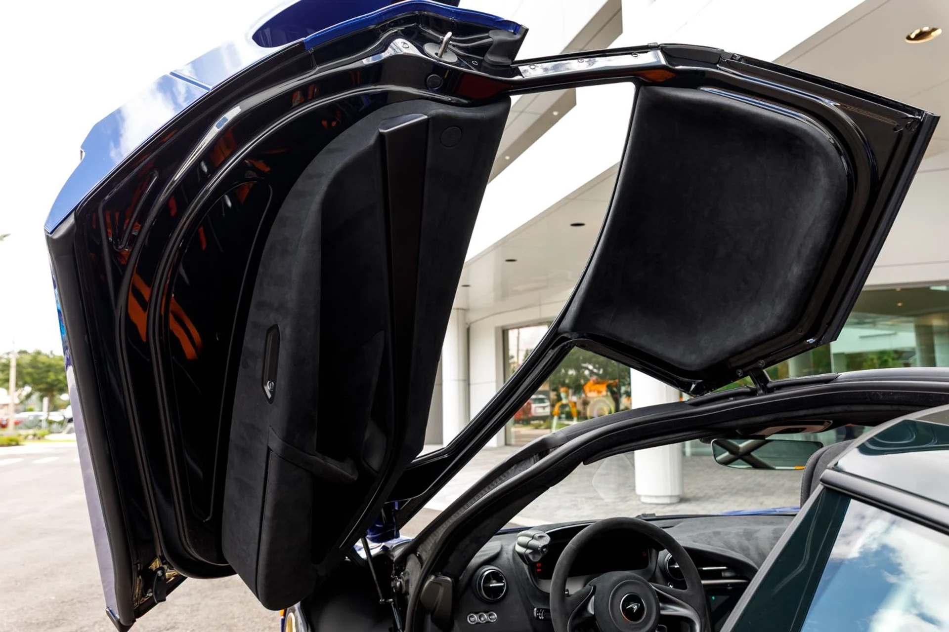 mph029_727260219_573_p30_l_5a50cf6742