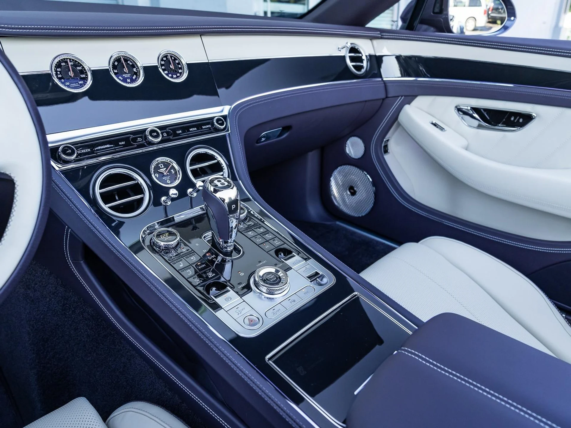 mph029_728466467_Used_2024_Bentley_Continental_GT_V8_1763485677_eab8218749