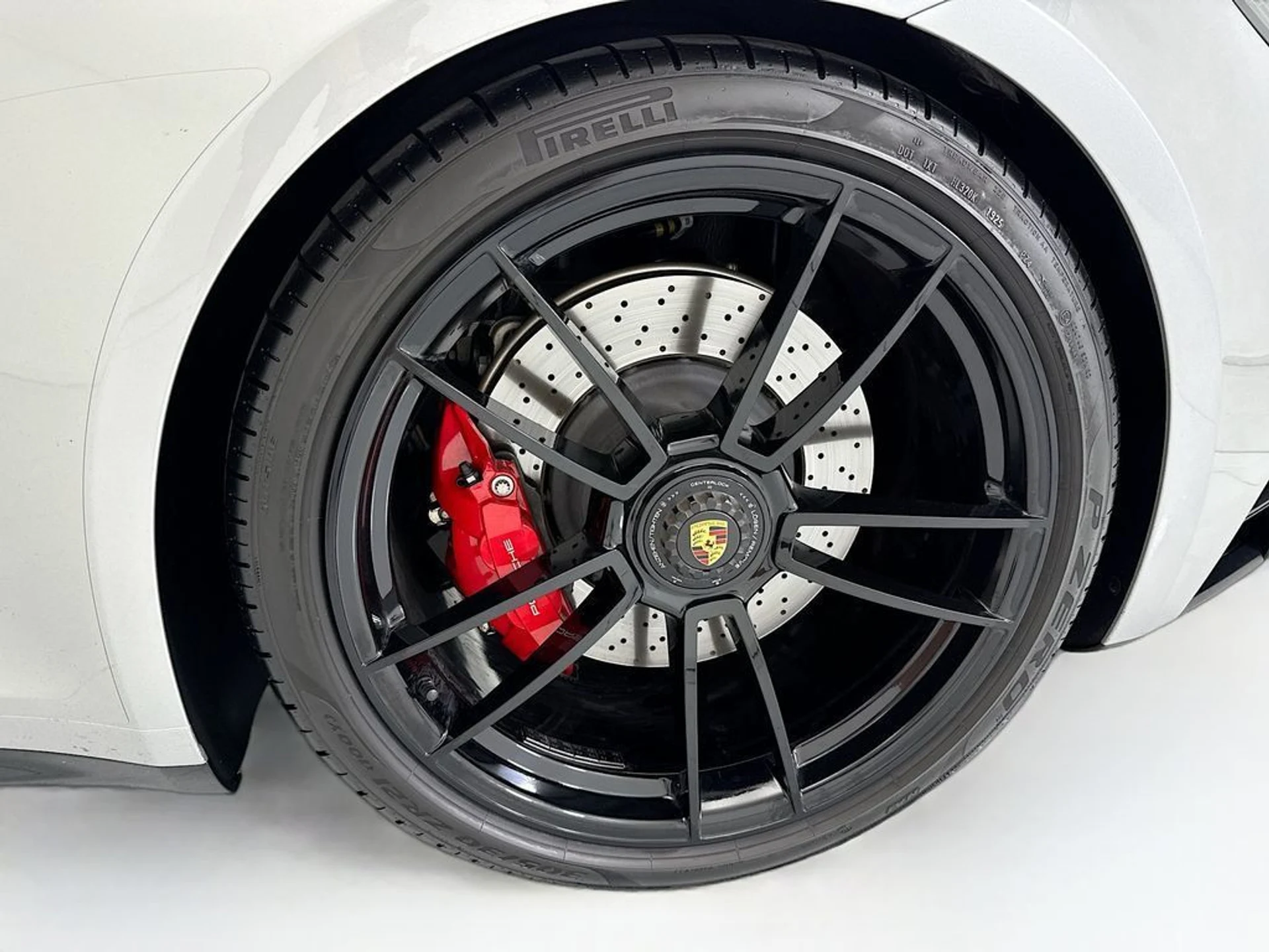 mph029_730665172_used_2022_porsche_911_carrerascabriolet_8119_23027418_30_1024_d636062896