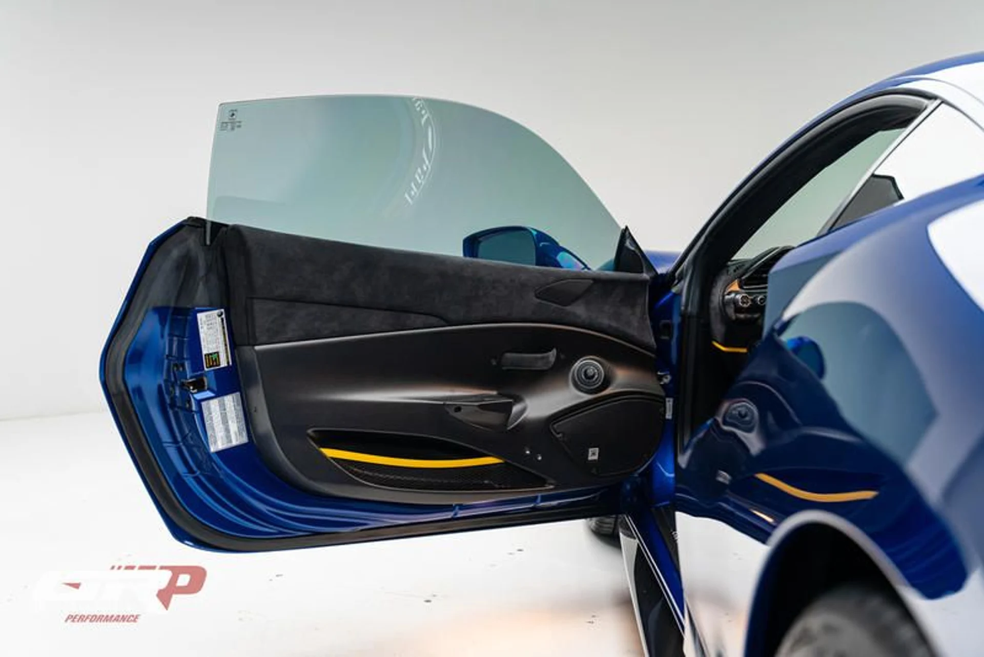 mph029_741742566_64_DD_2692_7_EB_4_412_F_A547_A192223_D9603_81f581b418