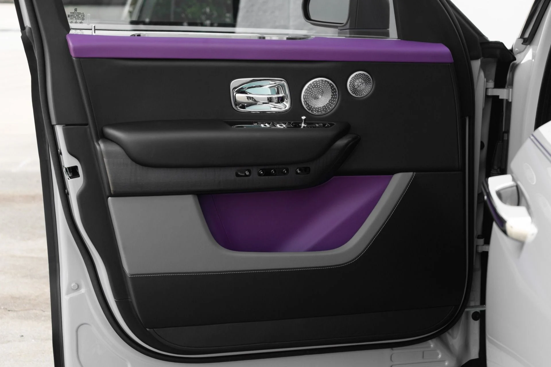 mph029_750057135_Used_2024_Rolls_Royce_Cullinan_1772750182_5a0a984b32