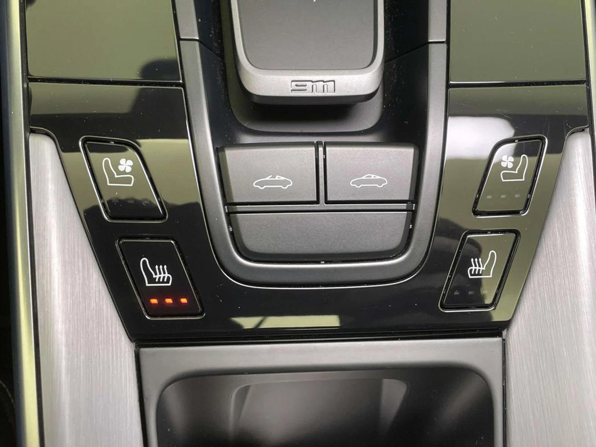 mph029_755395768_l_Ap00b_X_Gy_L4q_F77_Aaba_E4w7x0g_1c659ada3e