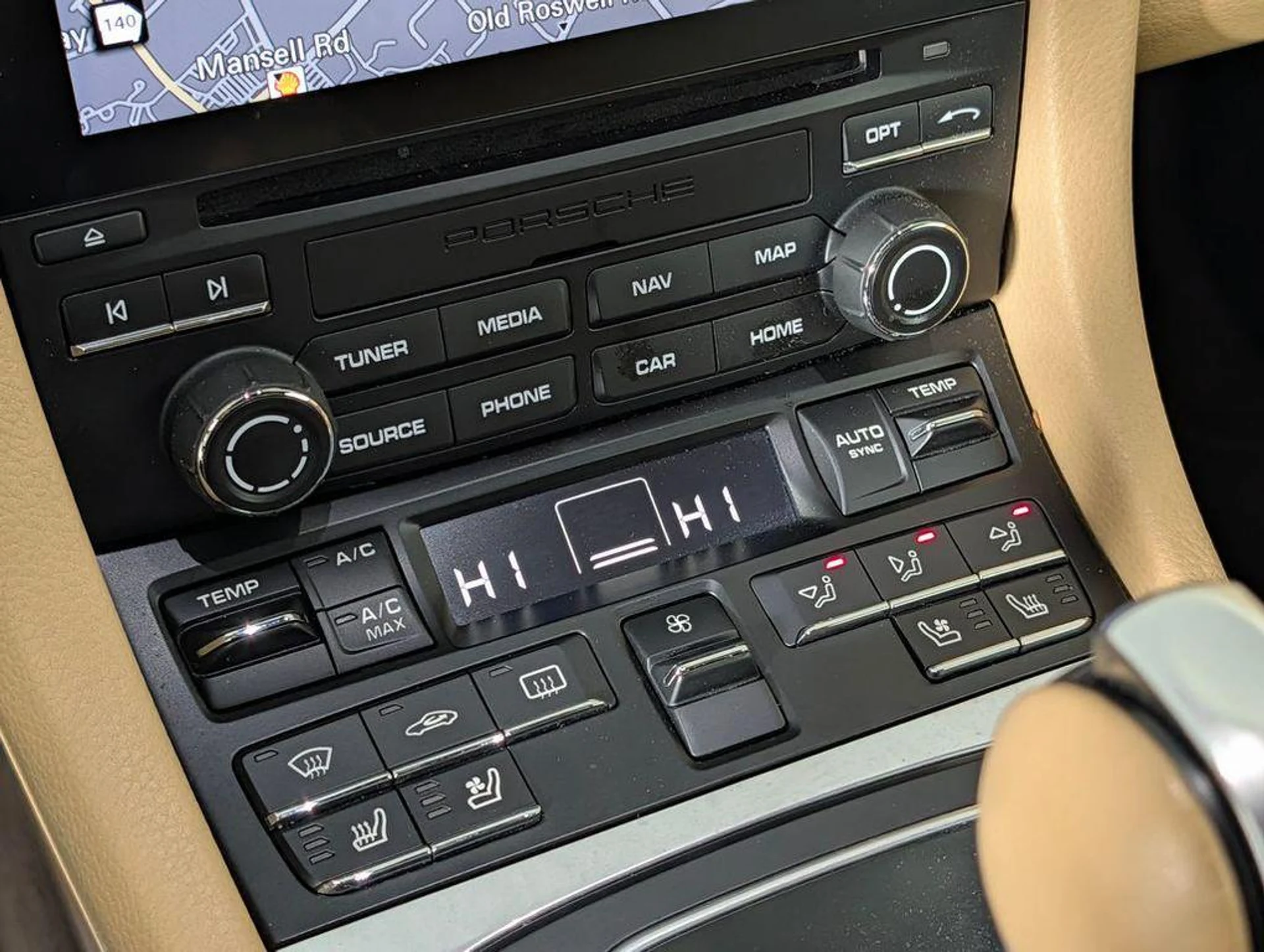 mph029_761033785_bshg_CGON_Sp_JW_TU_Rq_Nggs85_G_Yc_e590d90fd3