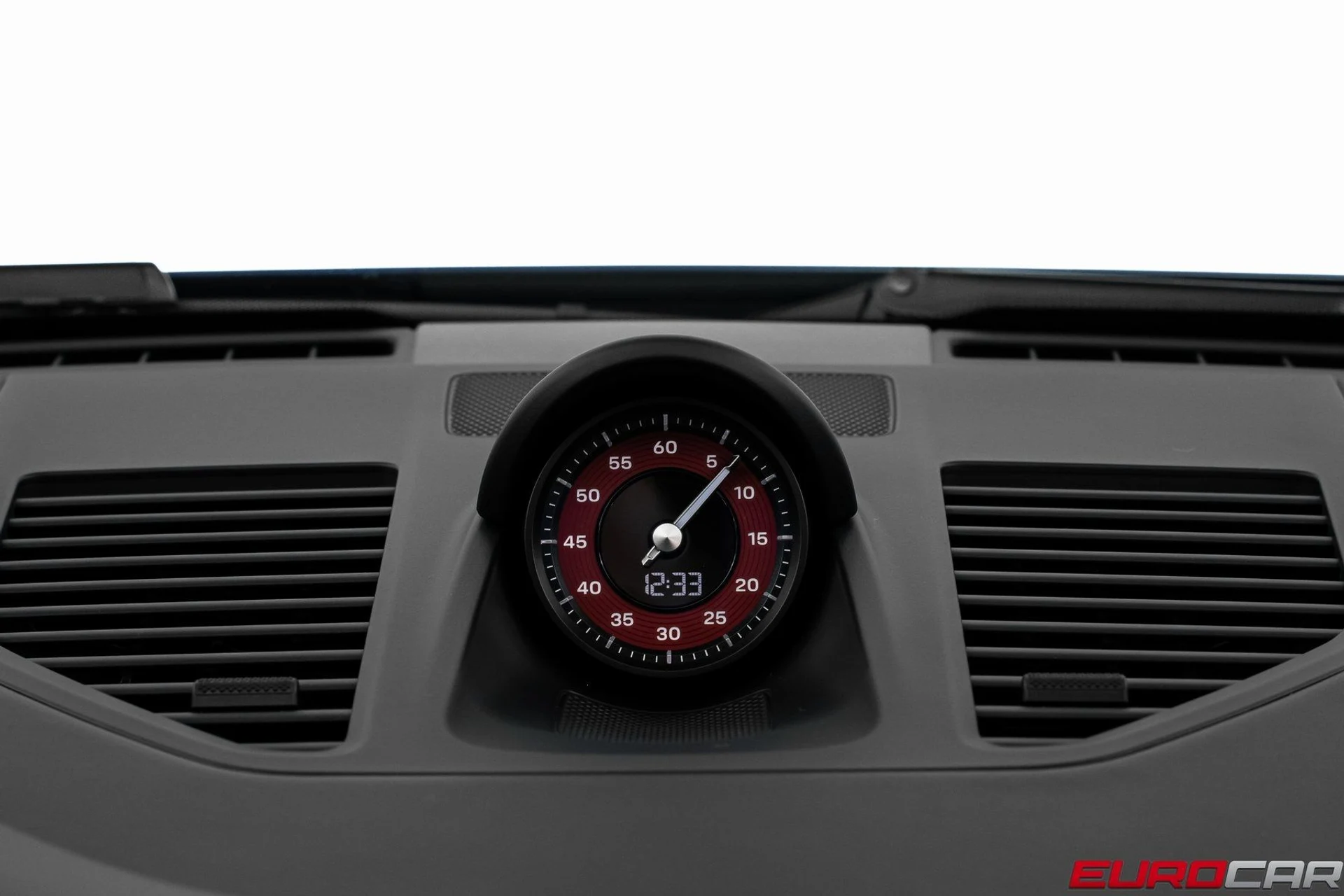 mph029_774229413_image_30_620fab274a