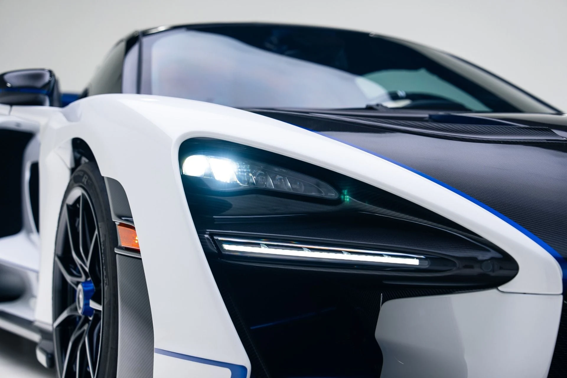 mph029_775422846_Used_2019_Mc_Laren_Senna_1765845968_2624d247fd