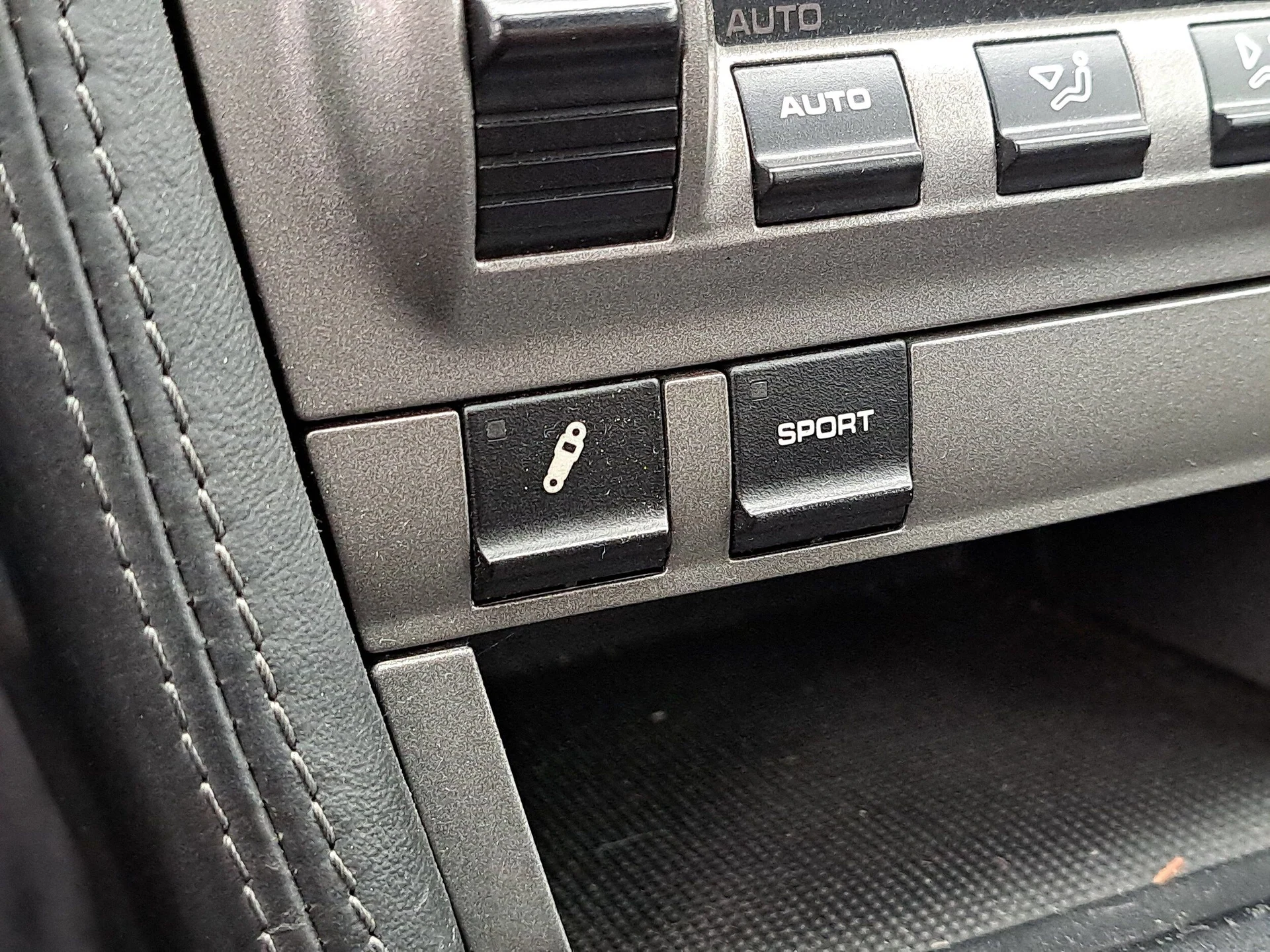 mph029_777465144_be5d5c13f98701866a11b81f9b25638ax_b544699508