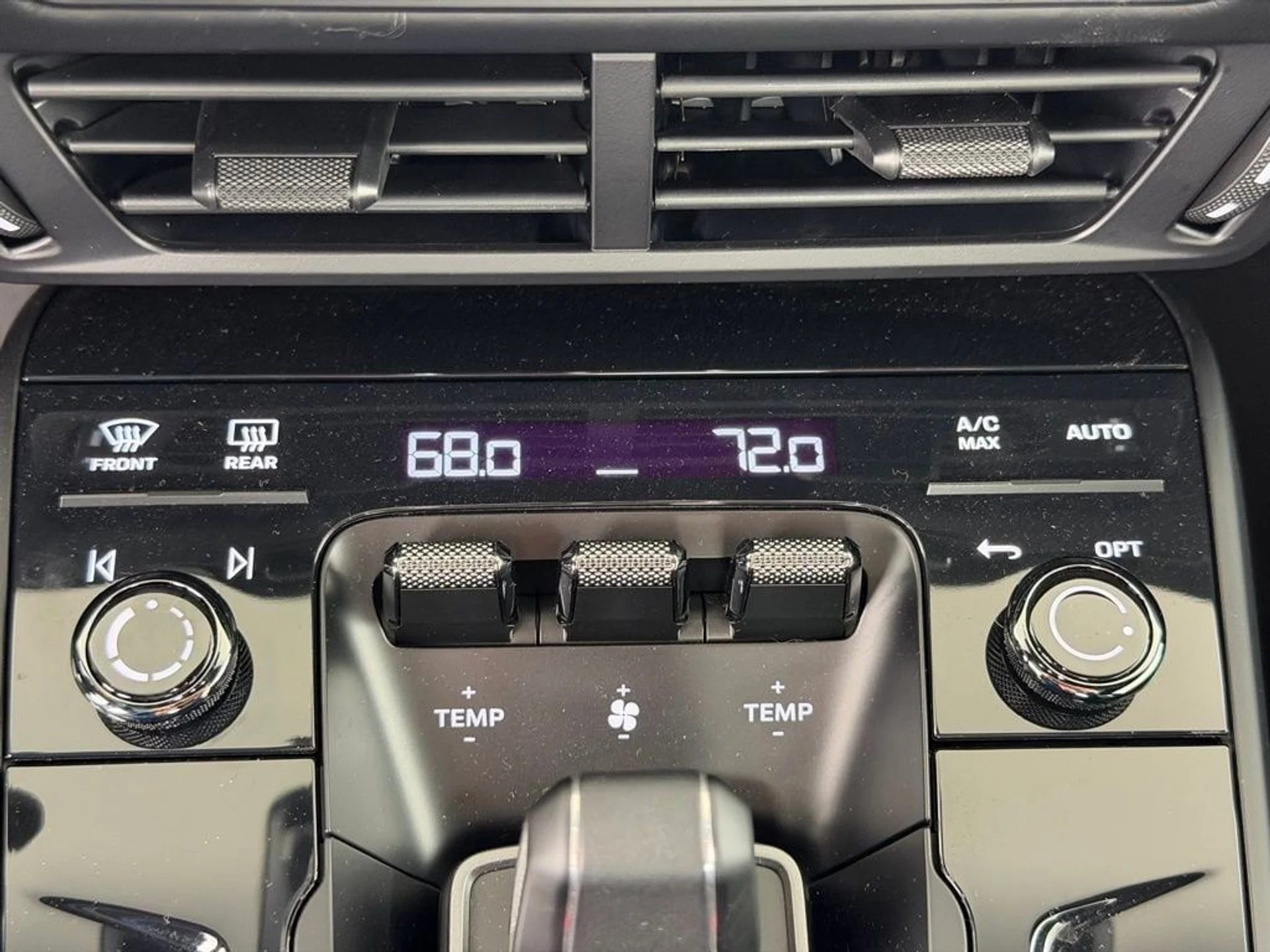 mph029_780469680_90048b12f21f97584b7f824157a48673x_f0d249d324