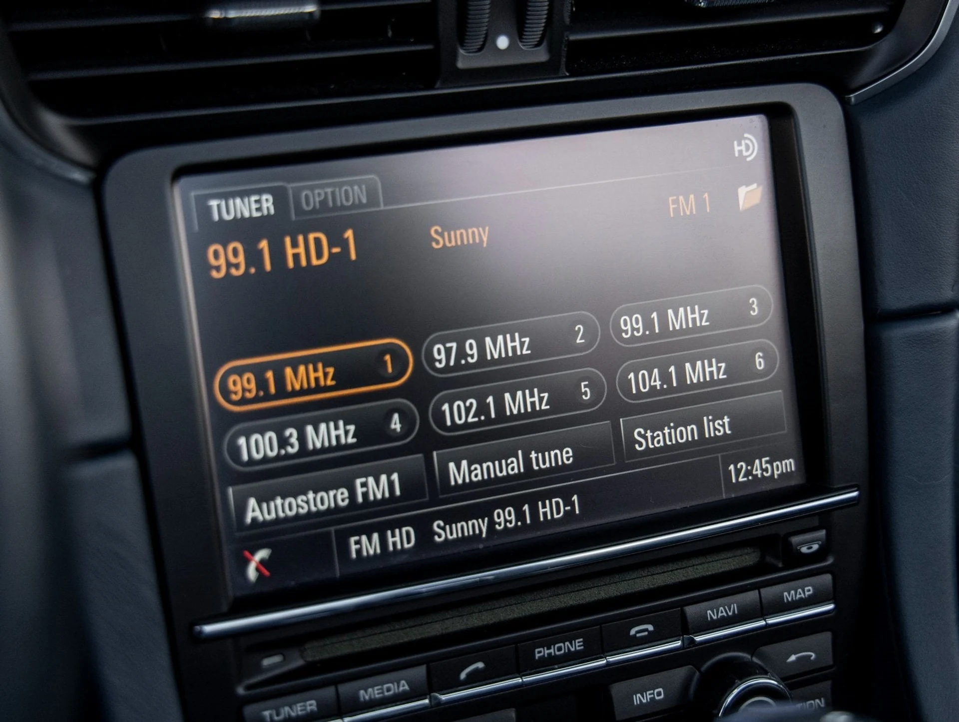 mph029_783375272_30_e215a45327