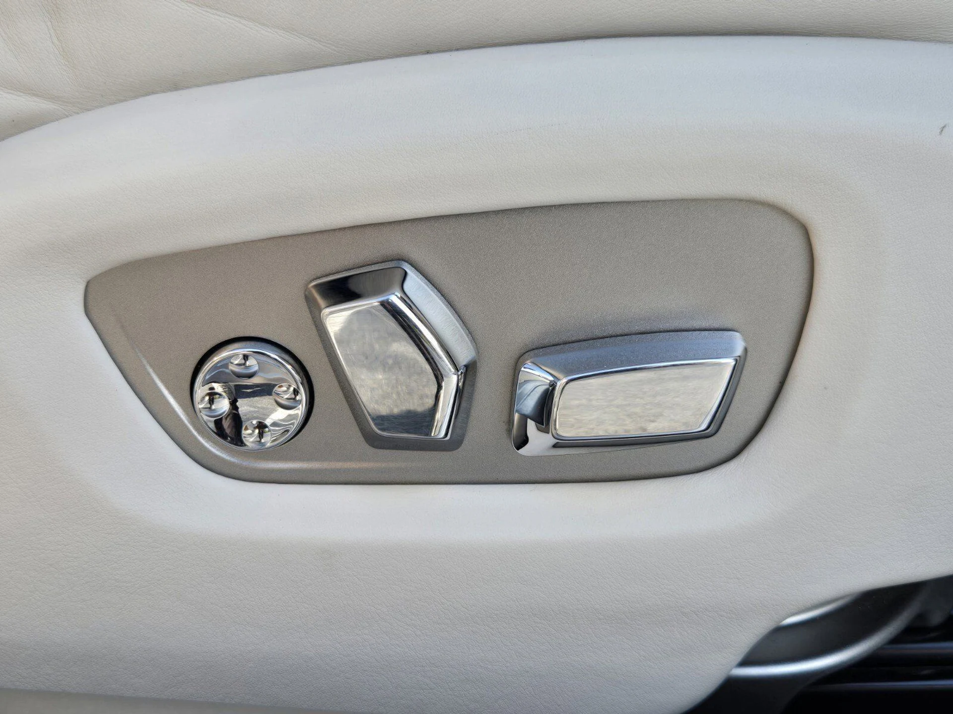 mph029_78574879_39c79d7f94bc41735452f62907ad83fex_12be4410b7