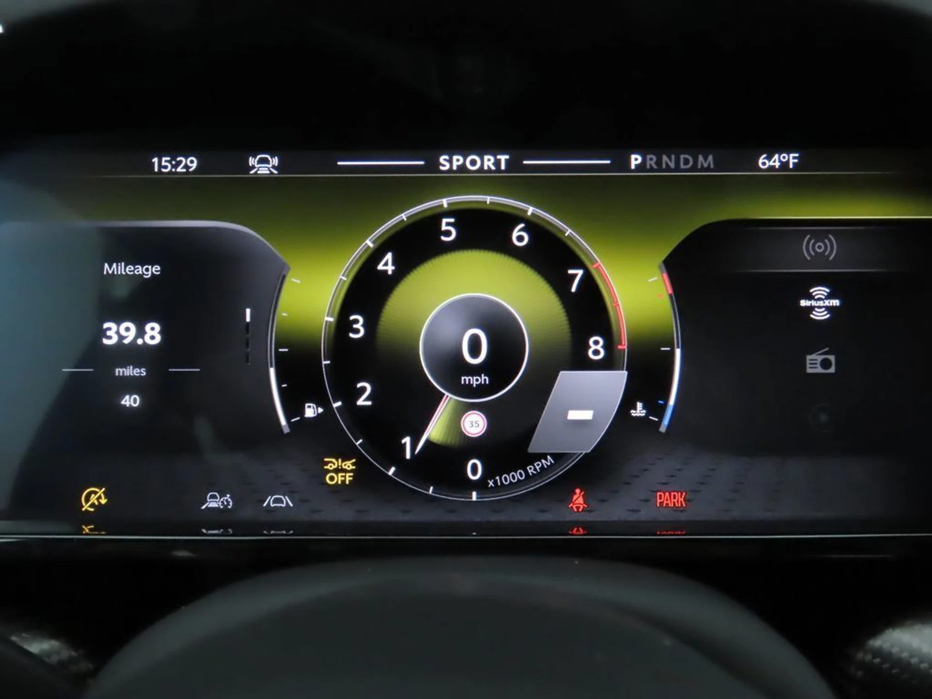 mph029_791913436_used_2025_aston_martin_vantage_coupe_8119_22984351_30_1024_e09f754cf7