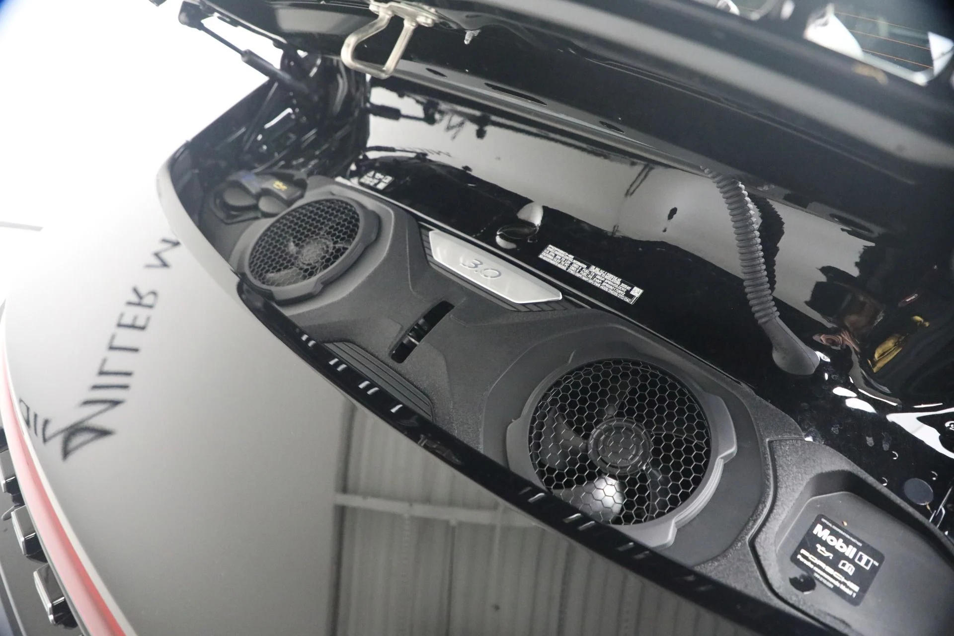 mph029_794508542_Used_2025_Porsche_911_Carrera_1776712574_83c000ccff