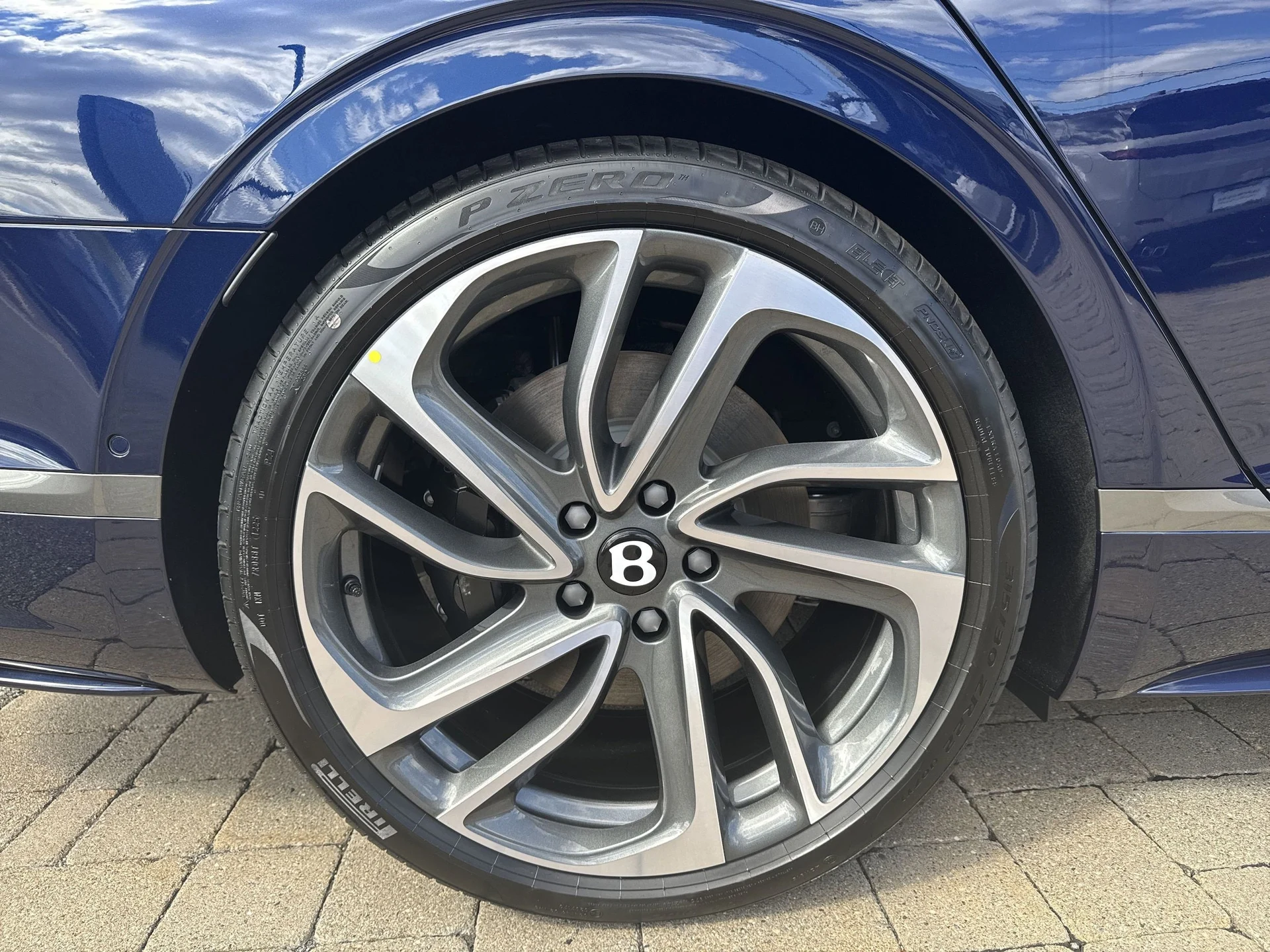 mph029_795780226_c22853ecec934f70d62e515e6d9406dax_870da92f85