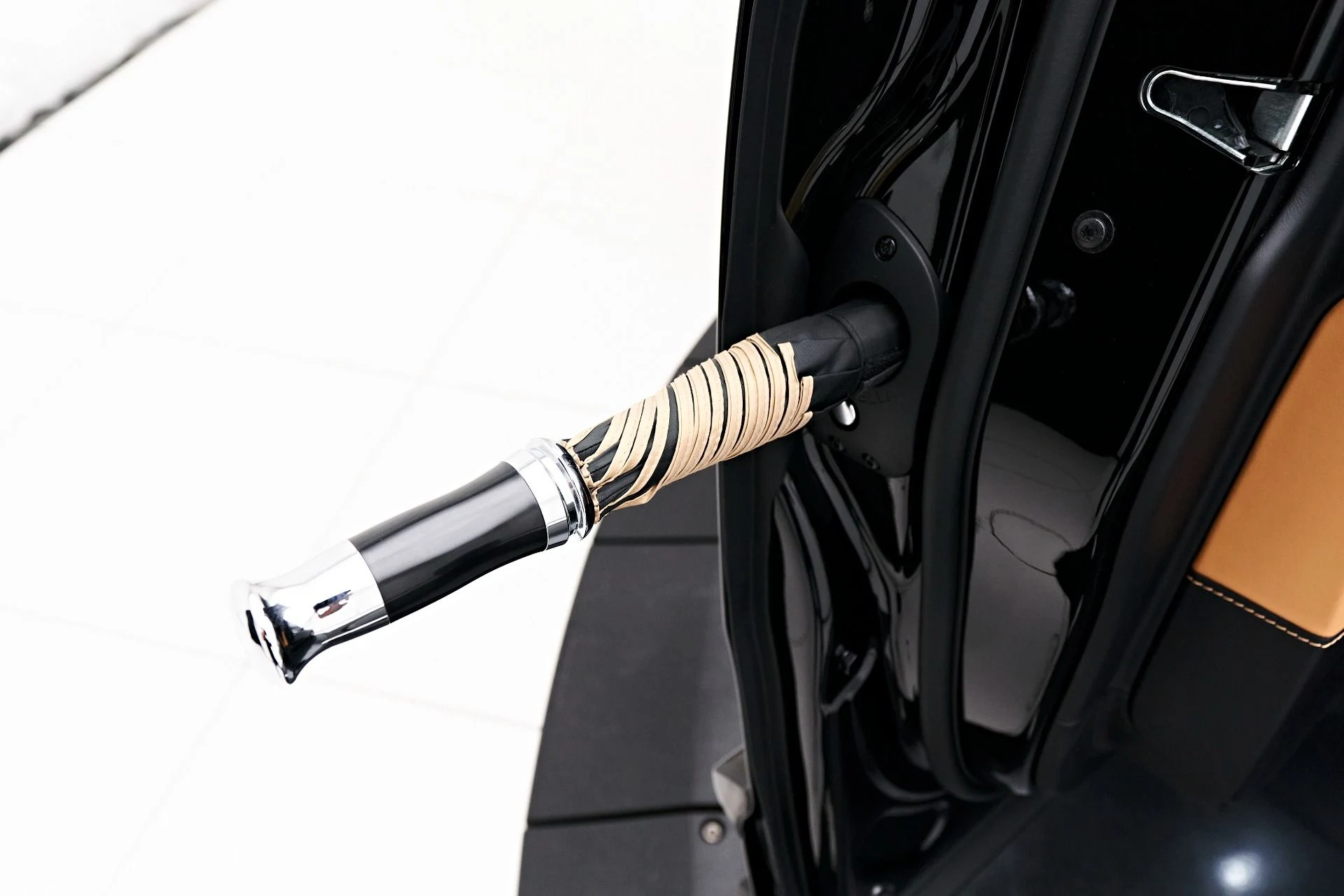 mph029_799956229_Used_2022_Rolls_Royce_Cullinan_Base_1679686724_5fc2c2e4fe