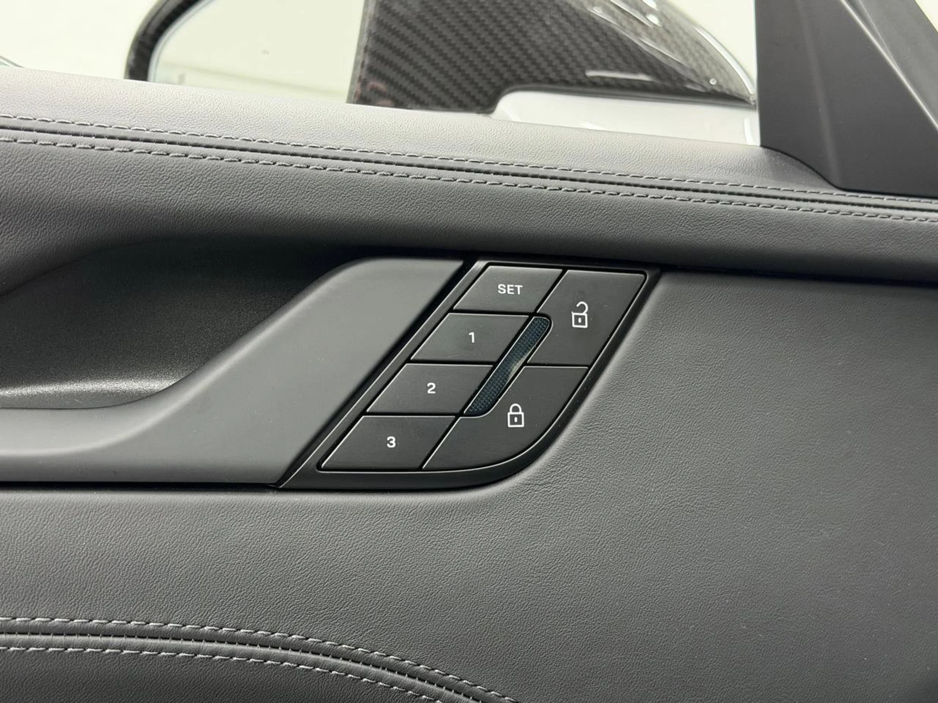 mph029_800794758_76352b3a377ef127a4f12b909eeb6968_5d6a956de6