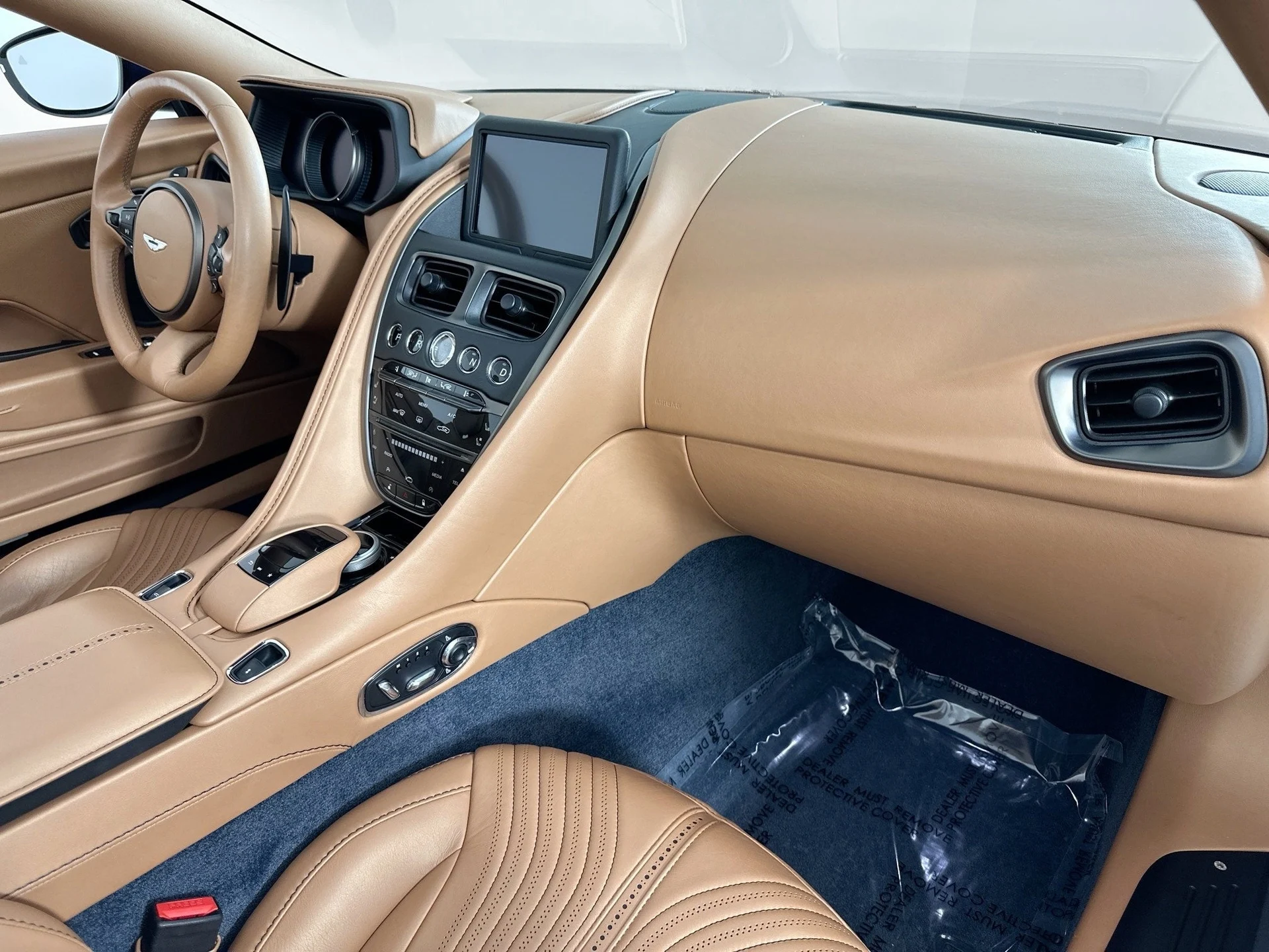 mph029_813758056_30_bf3f31c6a8