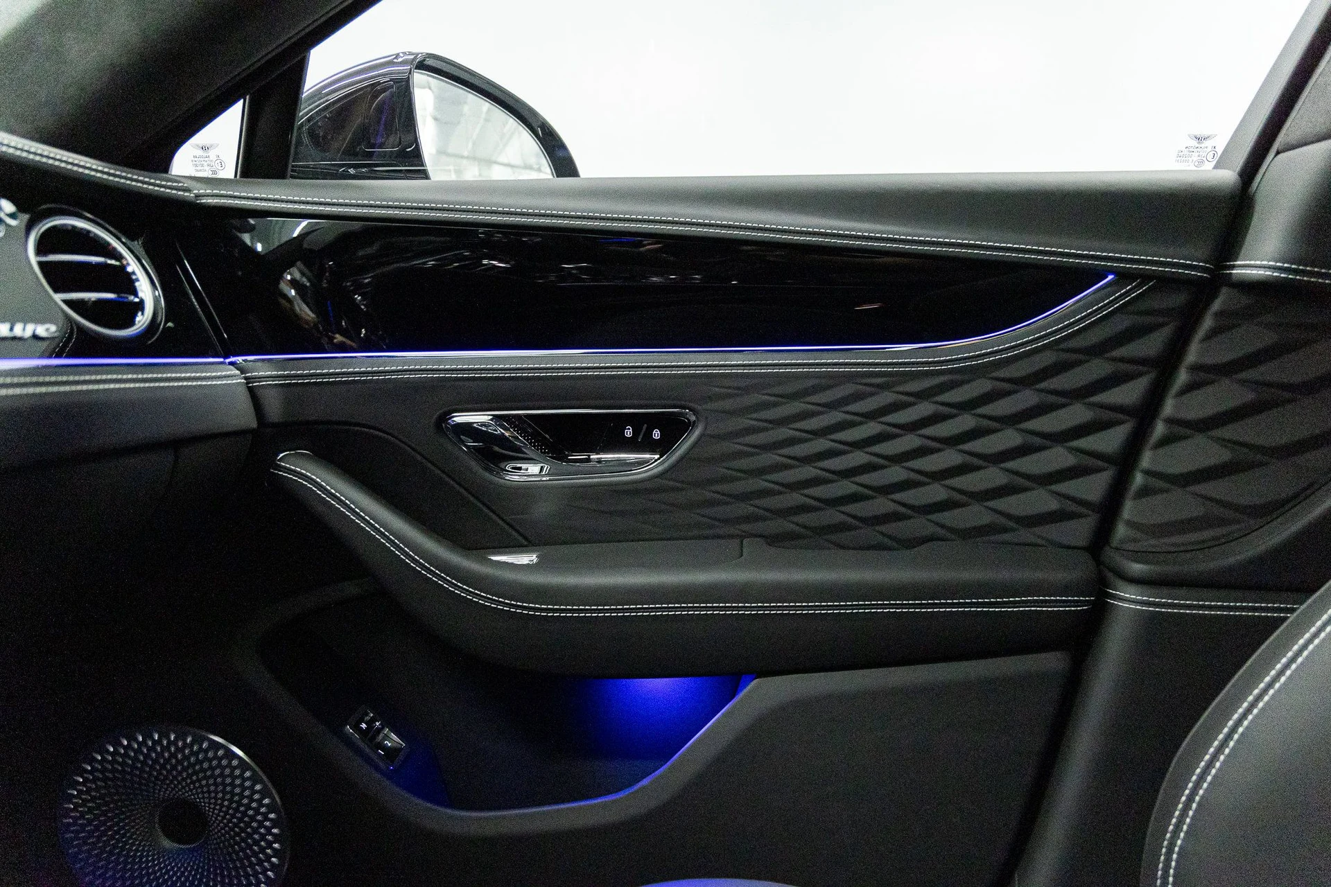 mph029_81461448_f7c5d7d4108a151bacb6501f9be24441x_11491ae4d8